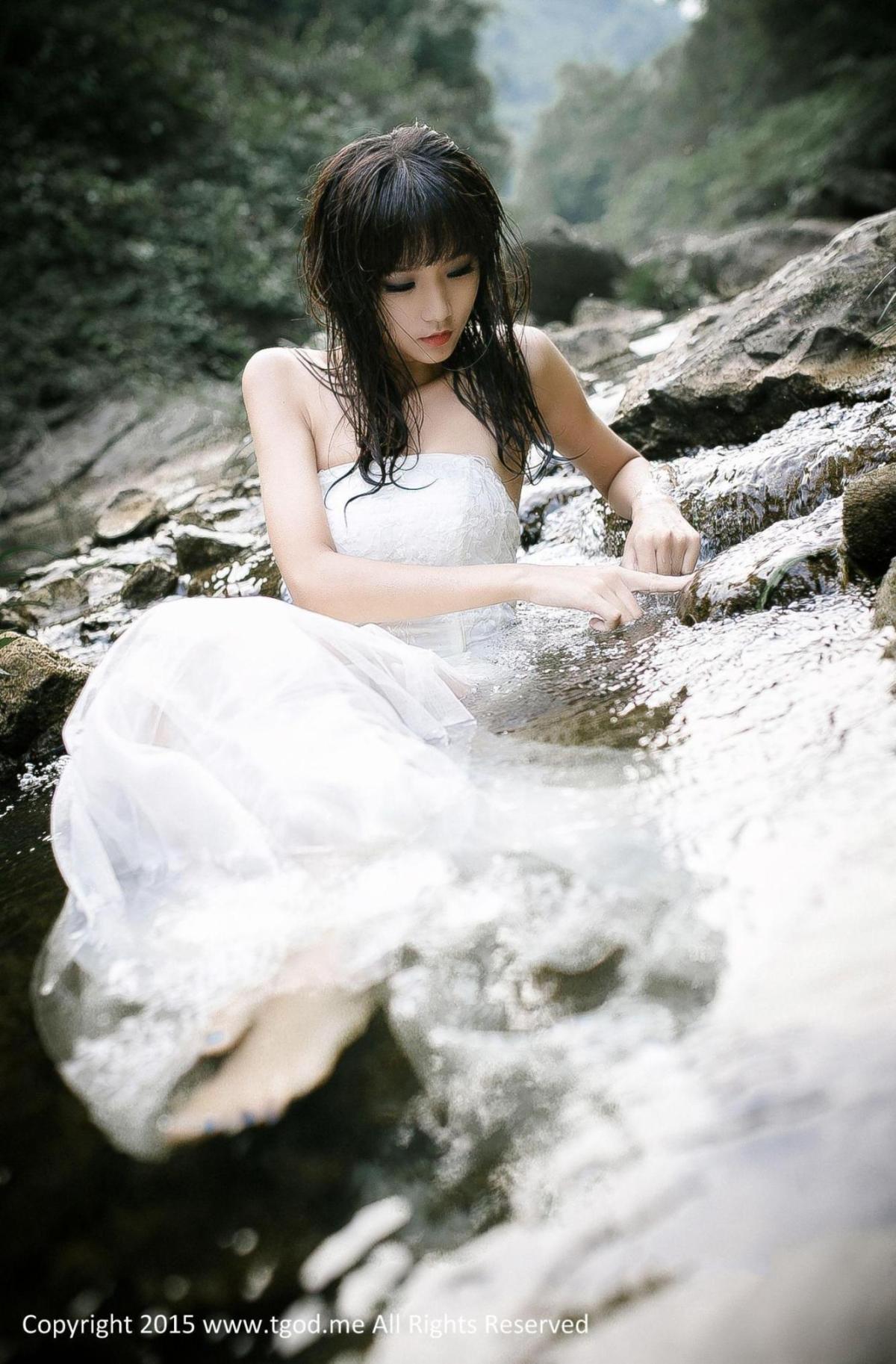 [推女神] 徐畅 幽谷中的美人鱼高清手机美女壁纸8P