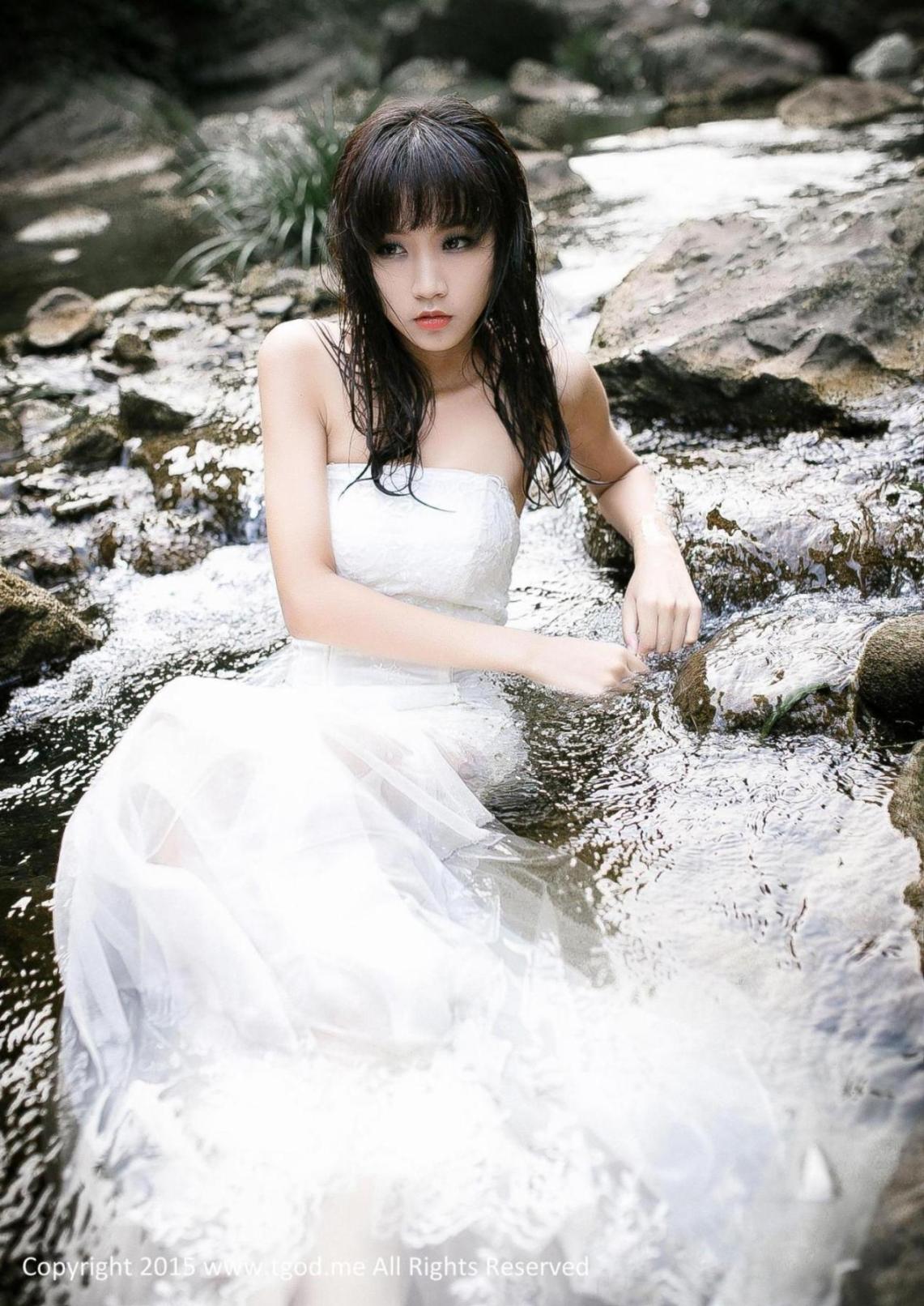 [推女神] 徐畅 幽谷中的美人鱼高清手机美女壁纸7P