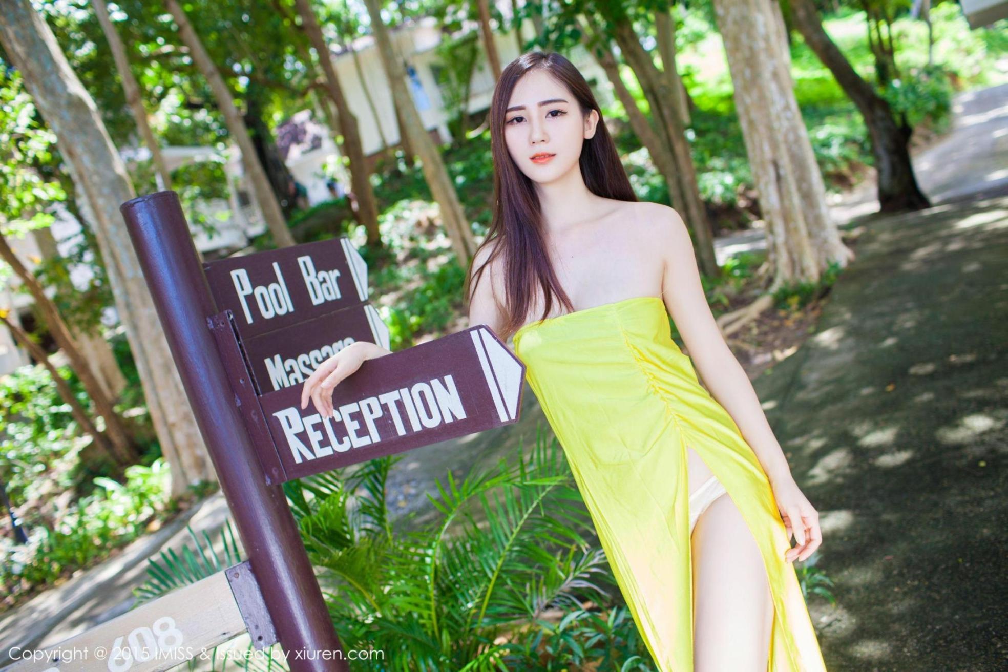 [爱蜜社] SISY思 4套清新服饰 高清手机美女壁纸