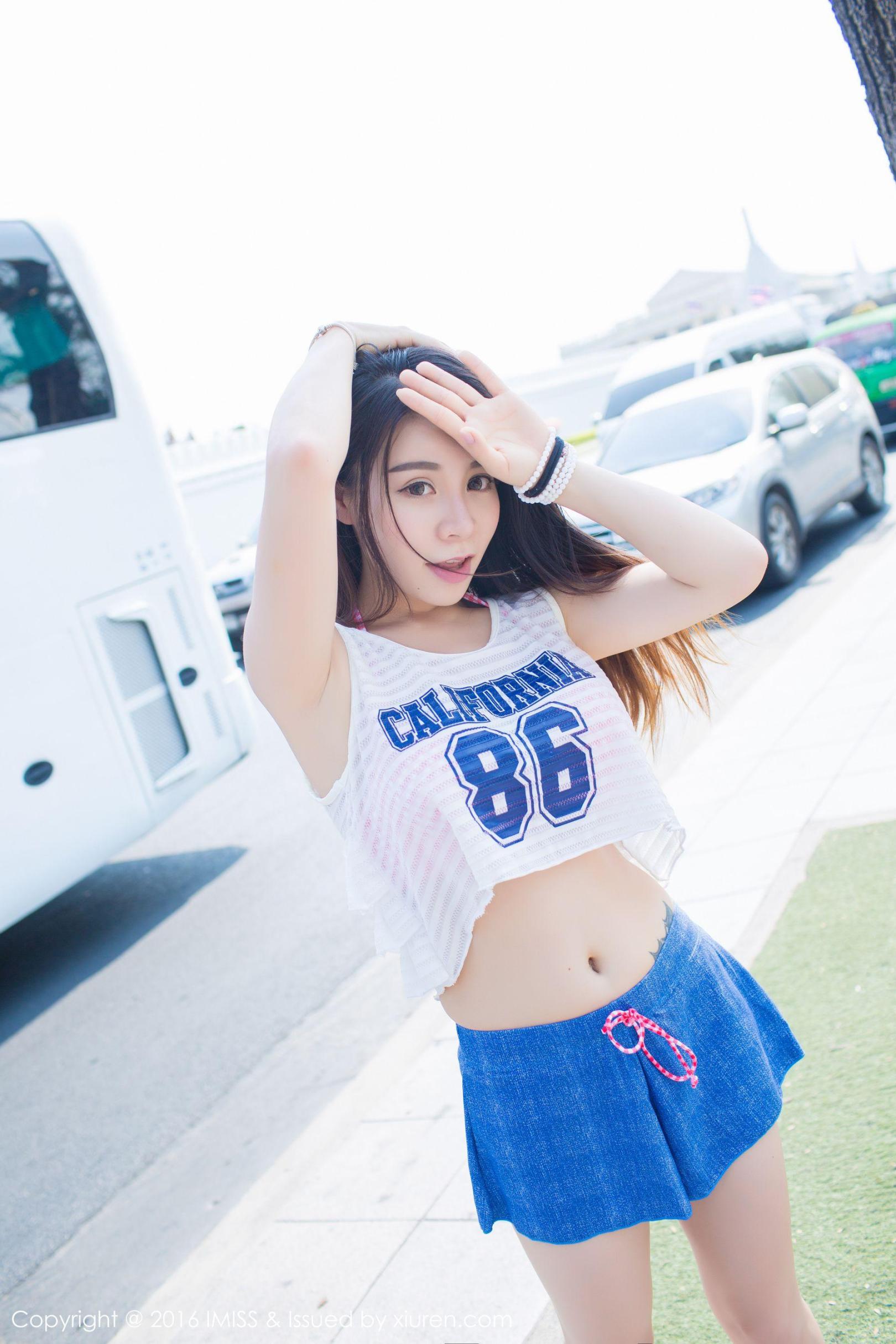 [推女神] 嘉宝贝儿 国外清新街拍高清手机美女壁纸9P