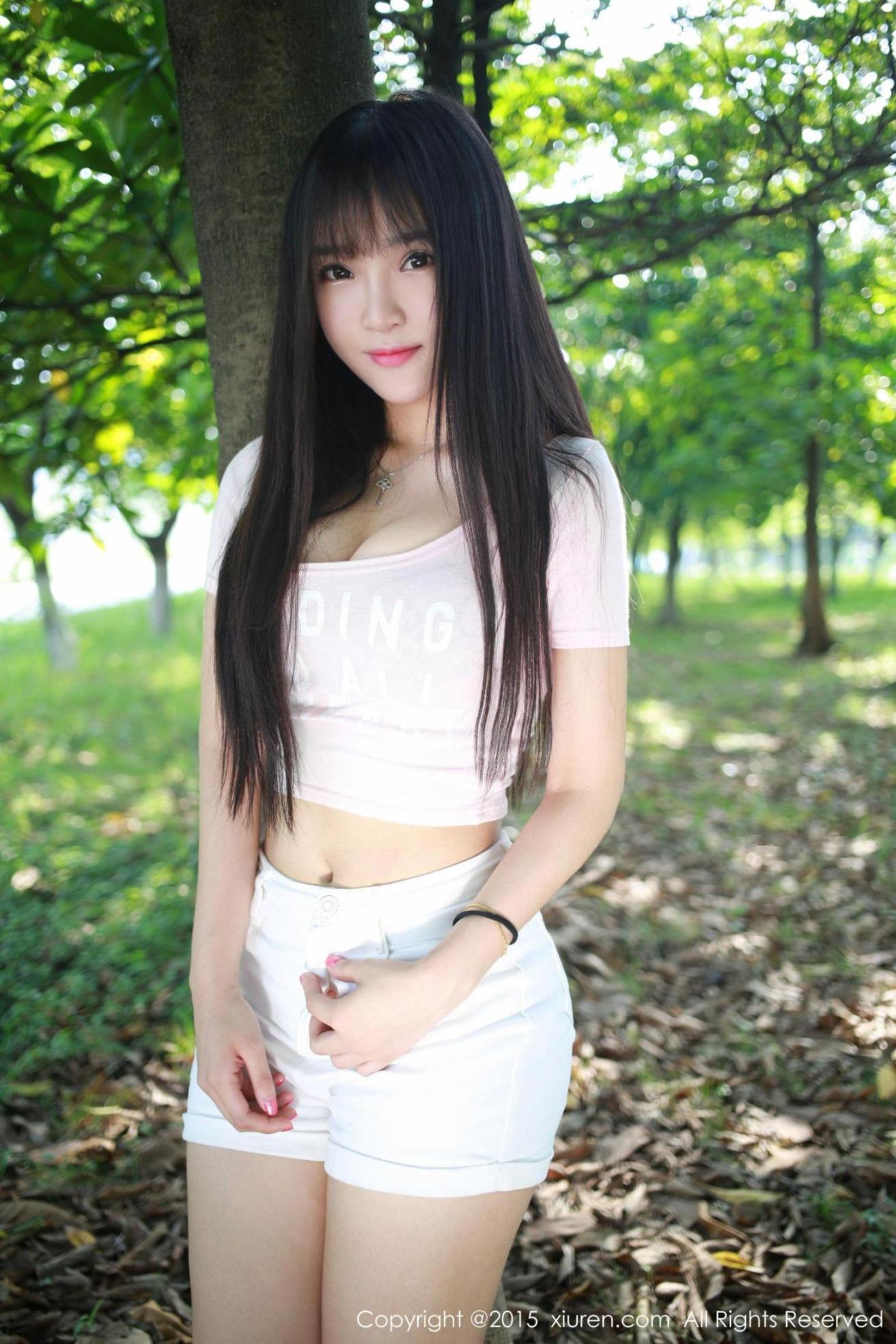 [模范学院] 夏瑶 清新热裤妹子外拍 高清手机美女壁纸