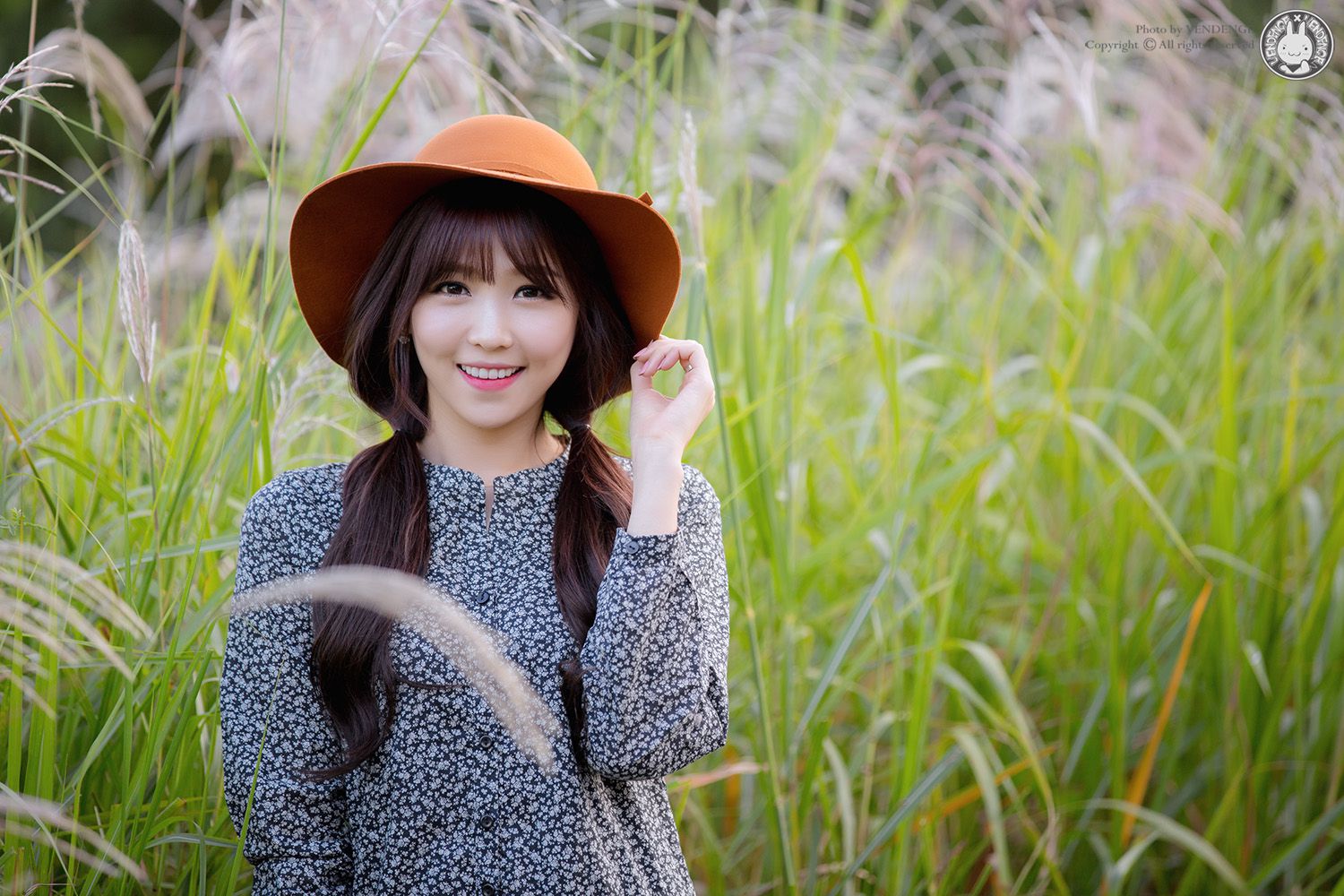 [网络美女] 李恩慧 小清新连衣裙系列高清手机美女壁纸2P