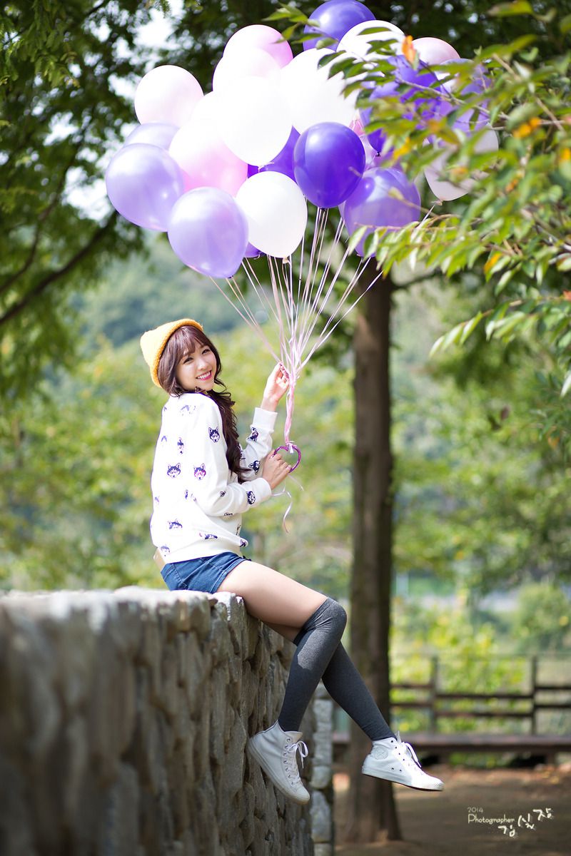 [网络美女] 李恩慧 外拍清新可爱长筒袜系列高清手机美女壁纸39P