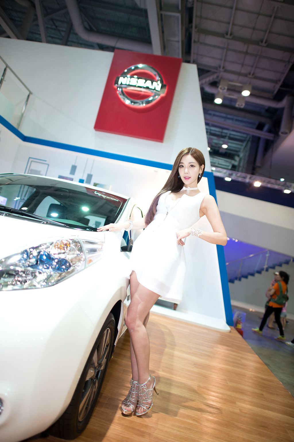 [网络美女] 网络美女 车展图片系列高清手机美女壁纸31P