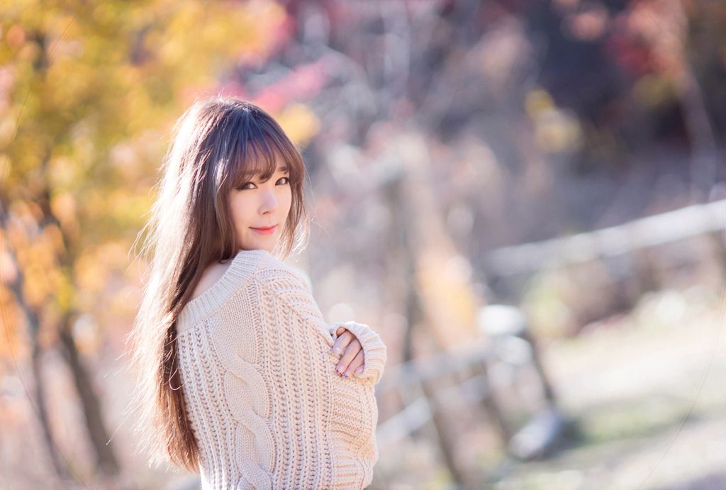 [网络美女] 网络美女 温暖冬阳高清手机美女壁纸3P