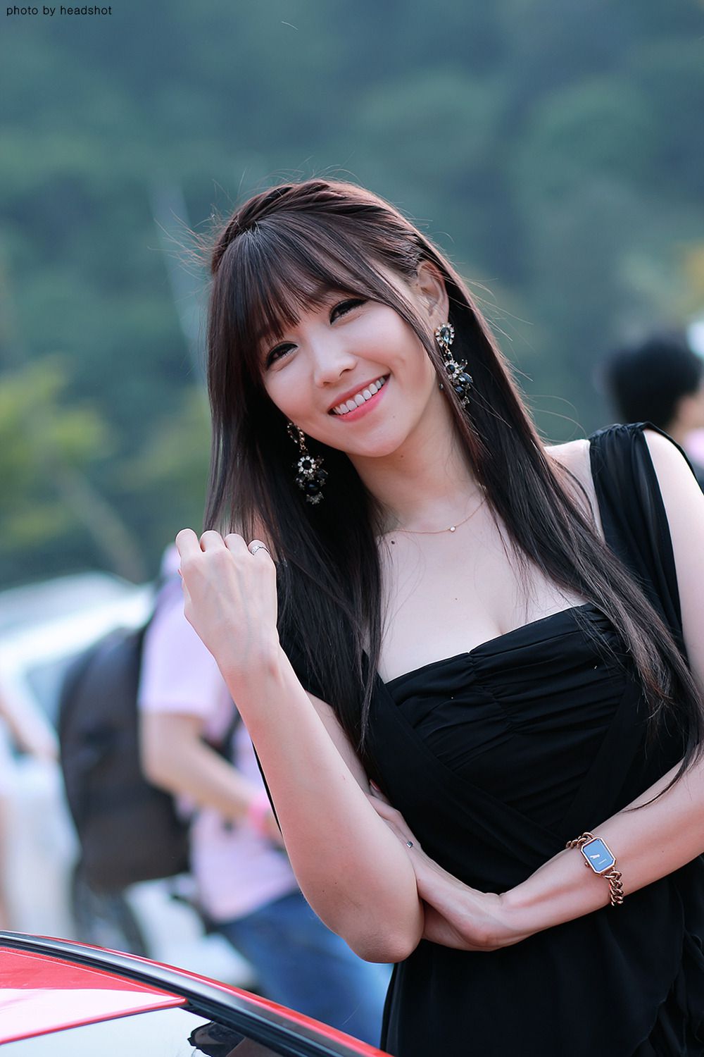 [网络美女] 李恩慧 户外车展吊带连衣裙系列高清手机美女壁纸47P