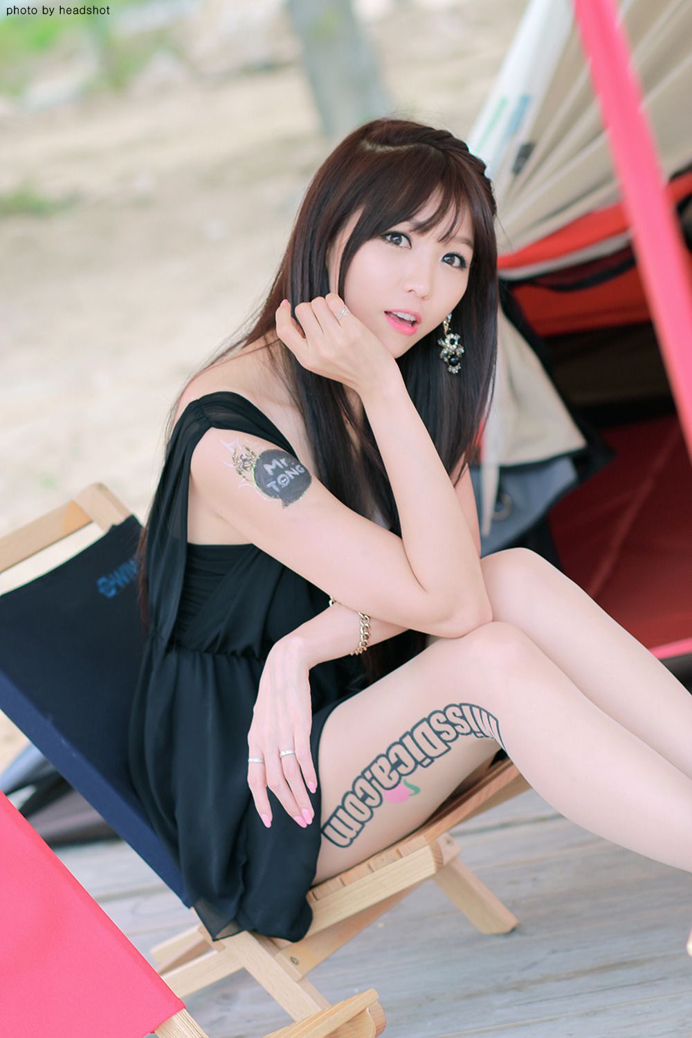 [网络美女] 李恩慧 户外车展吊带连衣裙系列高清手机美女壁纸71P