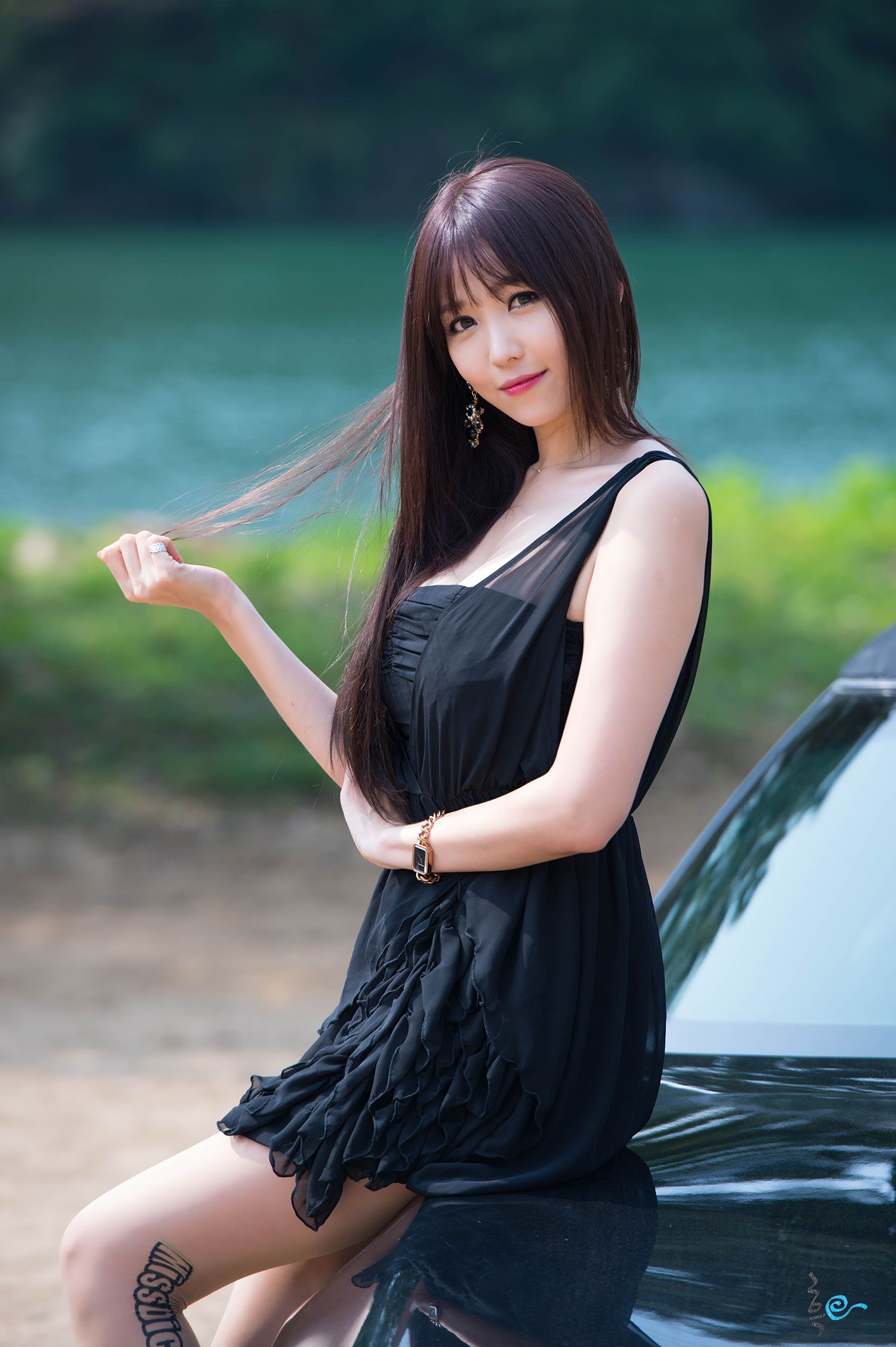 [网络美女] 李恩慧 户外车展吊带连衣裙系列高清手机美女壁纸87P