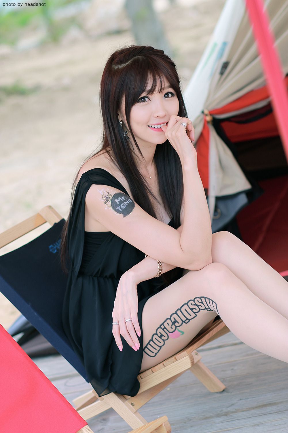 [网络美女] 李恩慧 户外车展吊带连衣裙系列高清手机美女壁纸72P