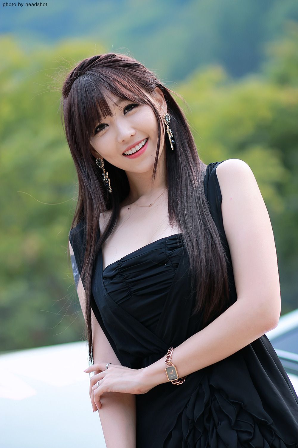 [网络美女] 李恩慧 户外车展吊带连衣裙系列高清手机美女壁纸66P