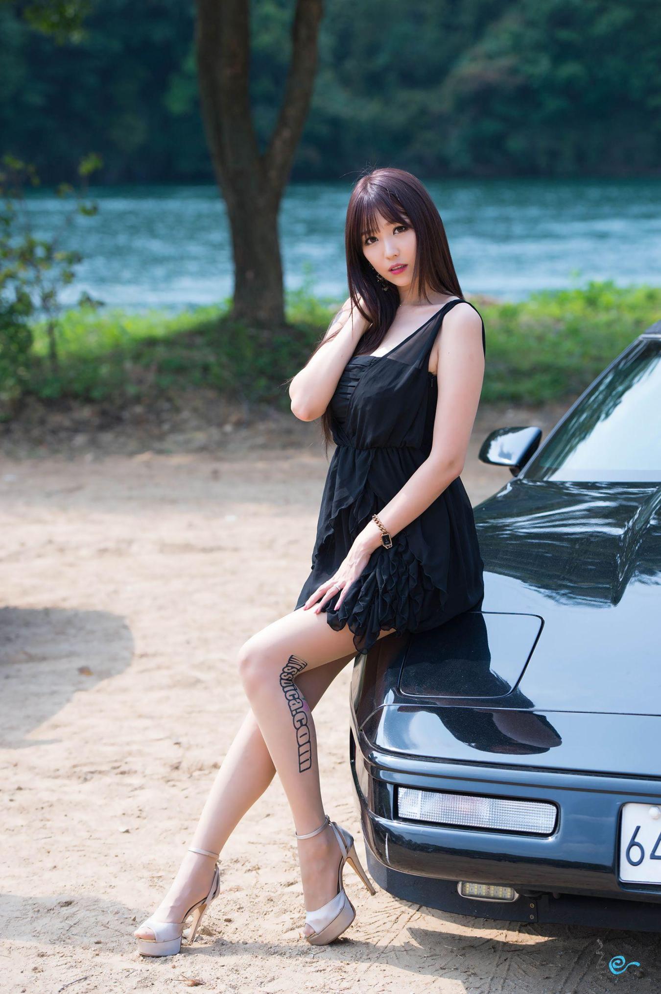 [网络美女] 李恩慧 户外车展吊带连衣裙系列高清手机美女壁纸90P