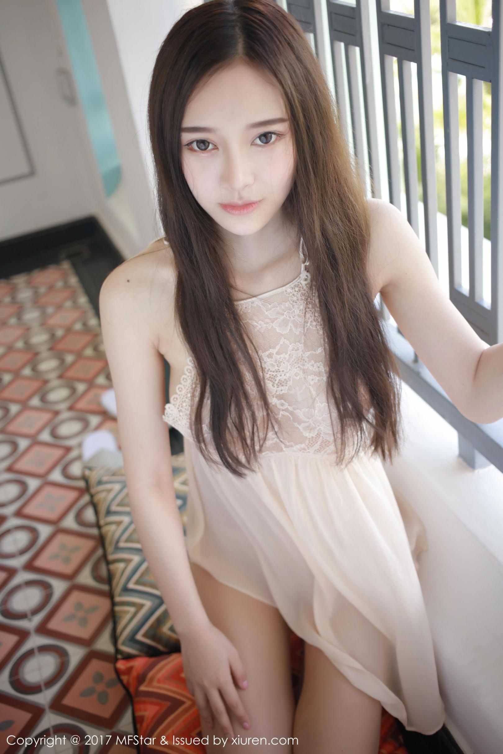 [模范学院] 唐琪儿 蕾丝服饰装扮下的美人 高清手机美女壁纸