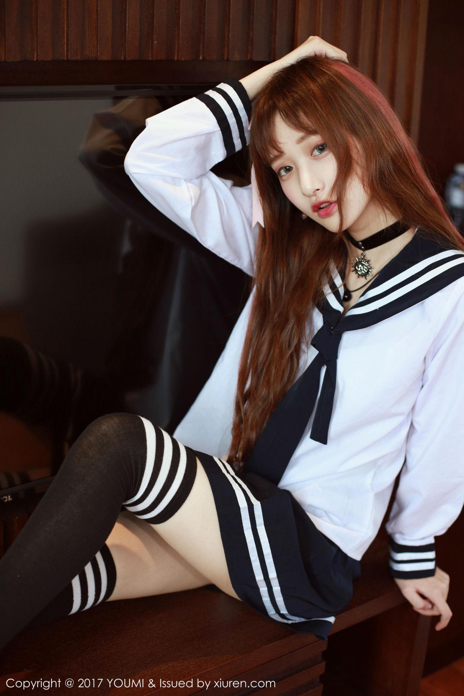 [果团网] little贝壳 校服小萝莉 高清手机美女壁纸