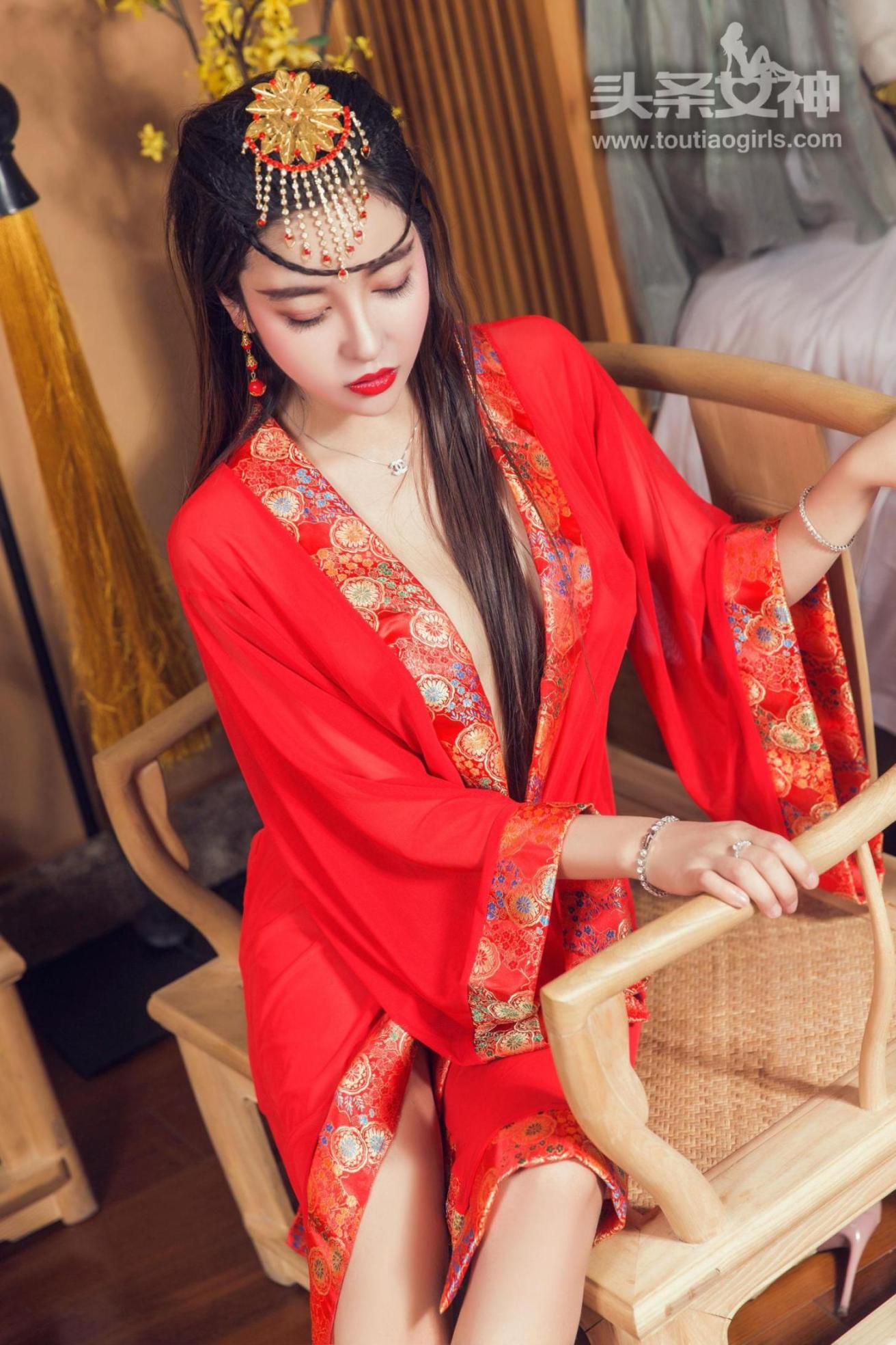 [魅妍社] 李梓熙 SSS级熟女 高清手机美女壁纸