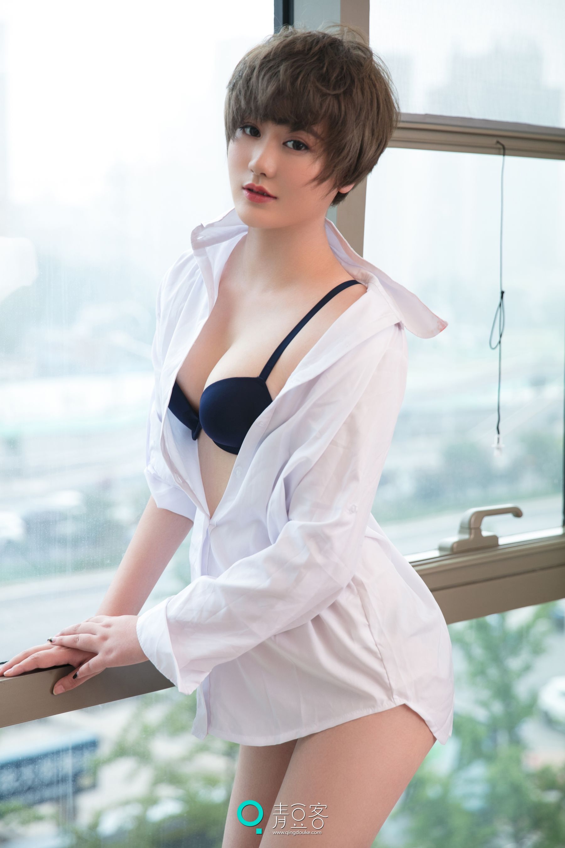 [青豆客] 瑶瑶 短发嫩模 高清手机美女壁纸