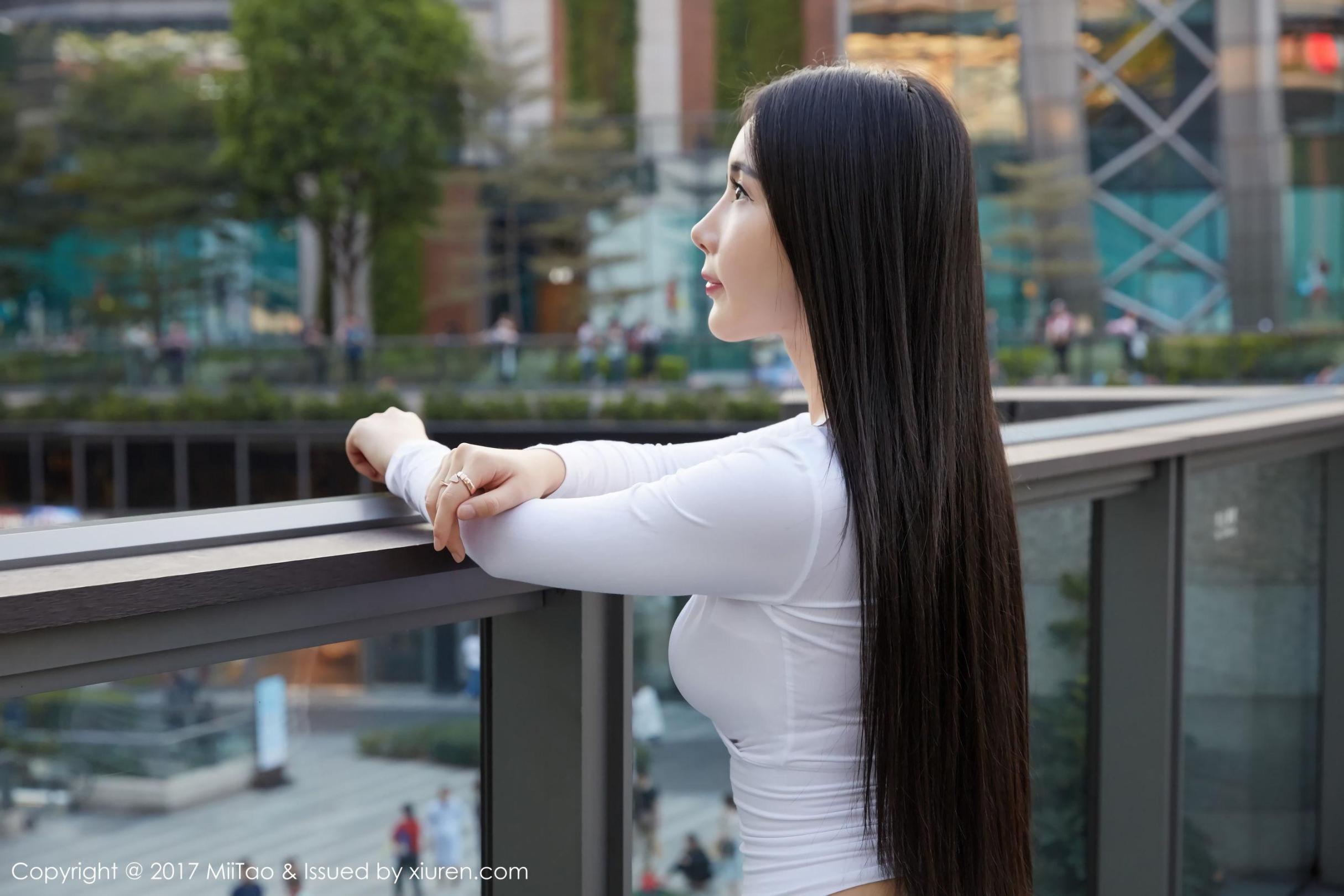 [蜜桃社] 陆萱萱 牛仔女神+街拍高清手机美女壁纸13P