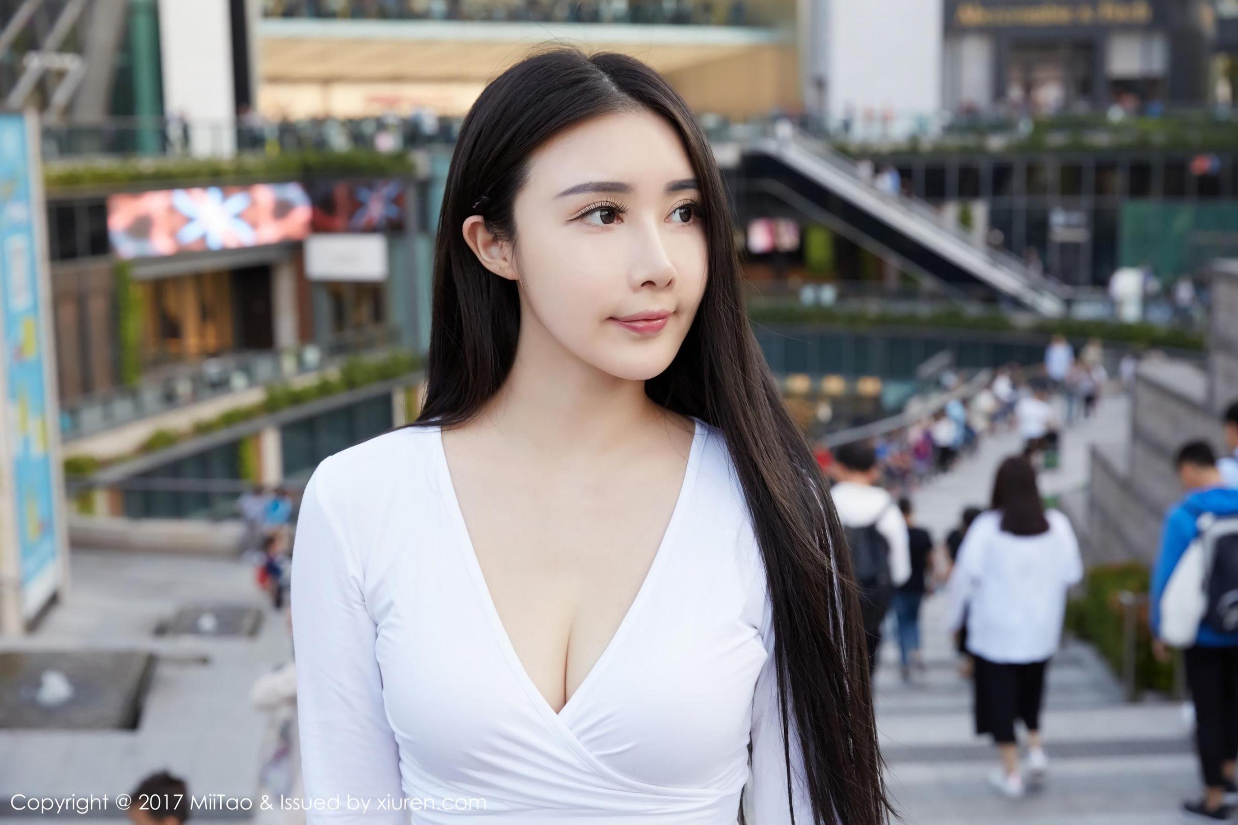 [蜜桃社] 陆萱萱 牛仔女神+街拍高清手机美女壁纸11P