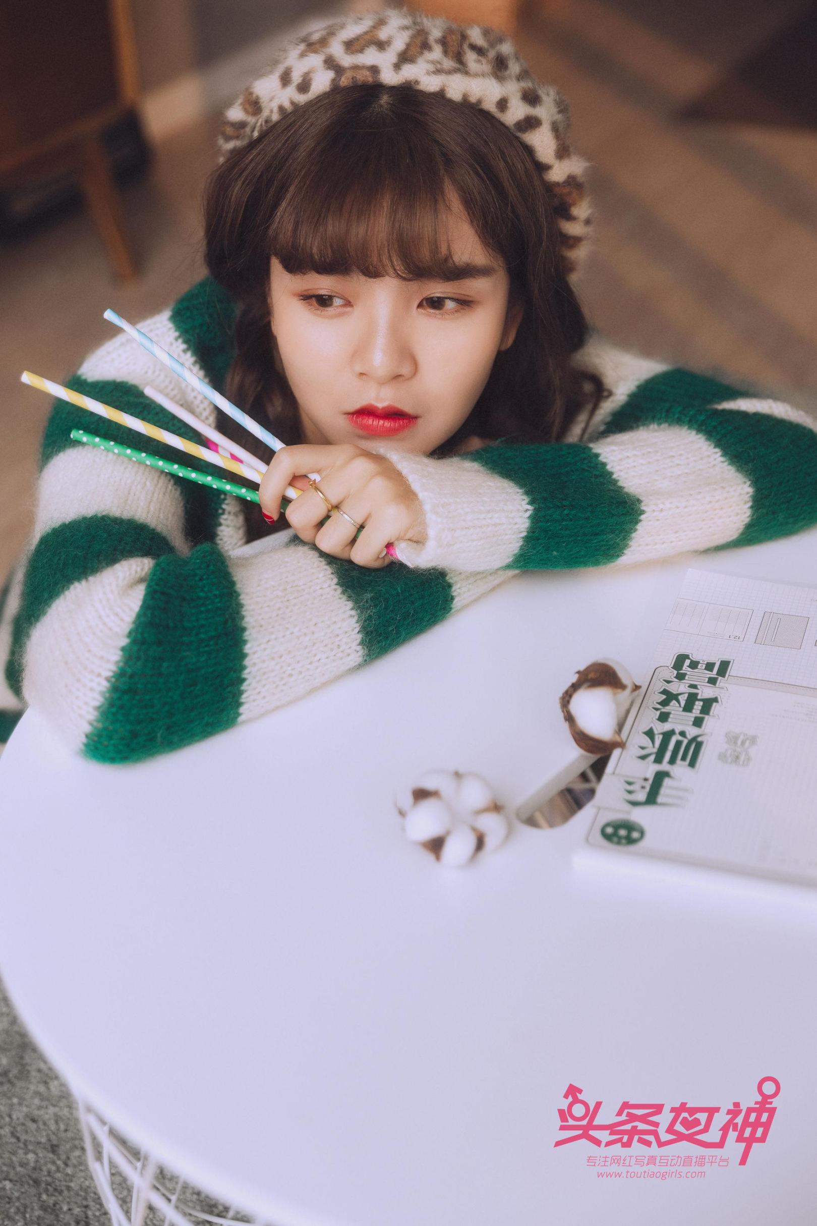 [网络美女] 网络美女 山肆扬高清手机美女壁纸6P