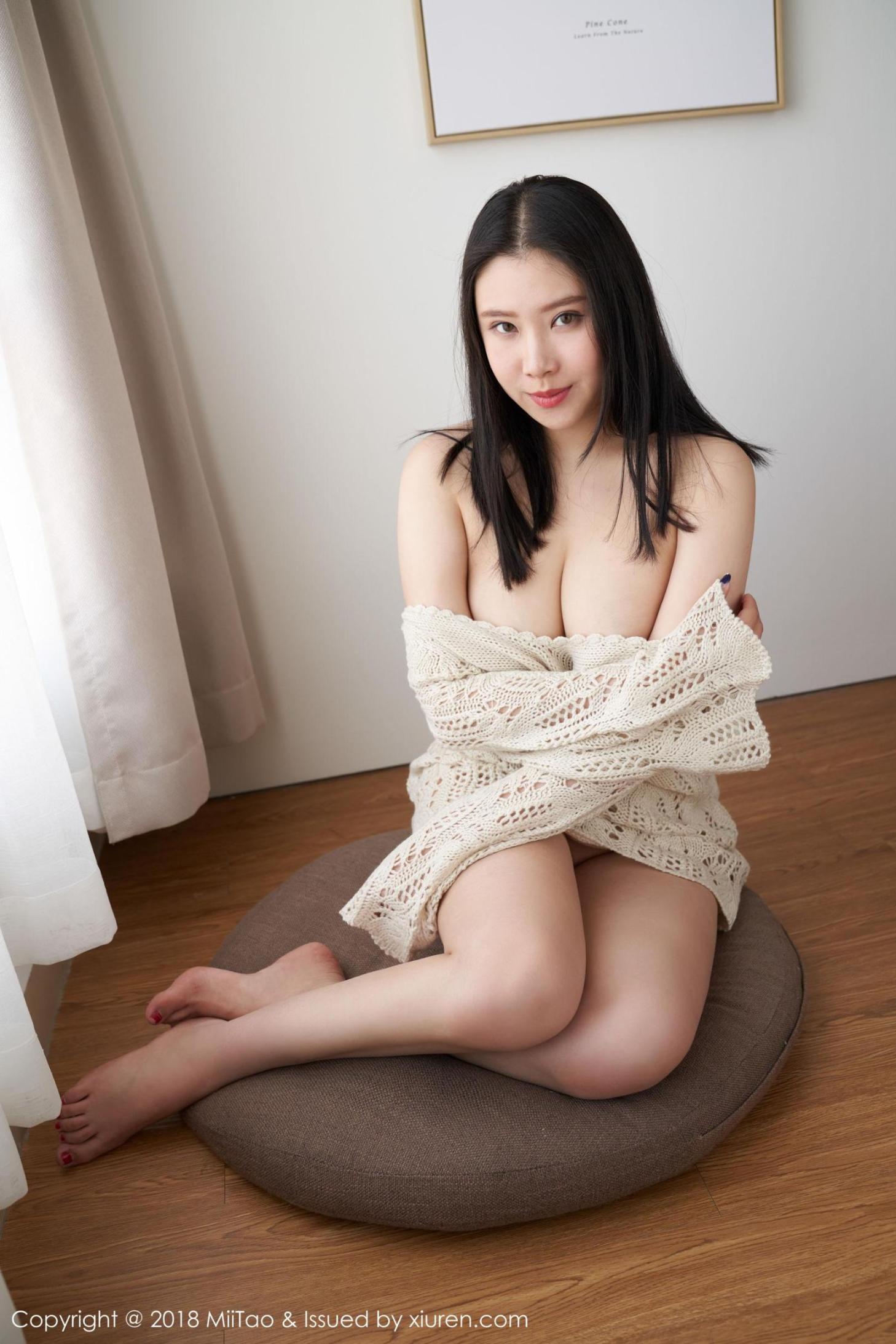 [网络美女] 网络美女 纯天然傲人美女 高清写真套图