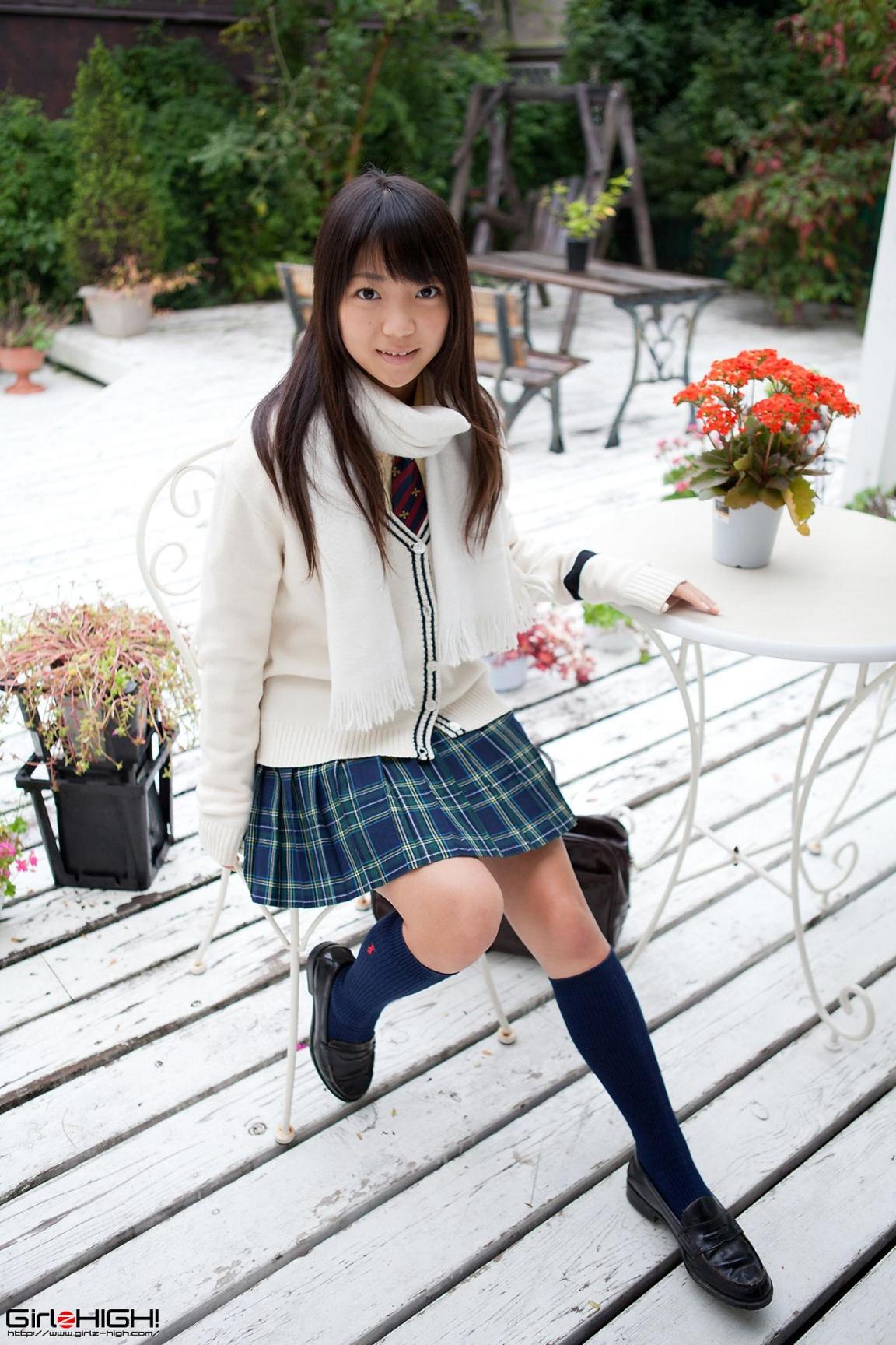 [Girlz-High] 西浜ふうか 居家舒适休闲穿搭分享 高清手机美女壁纸