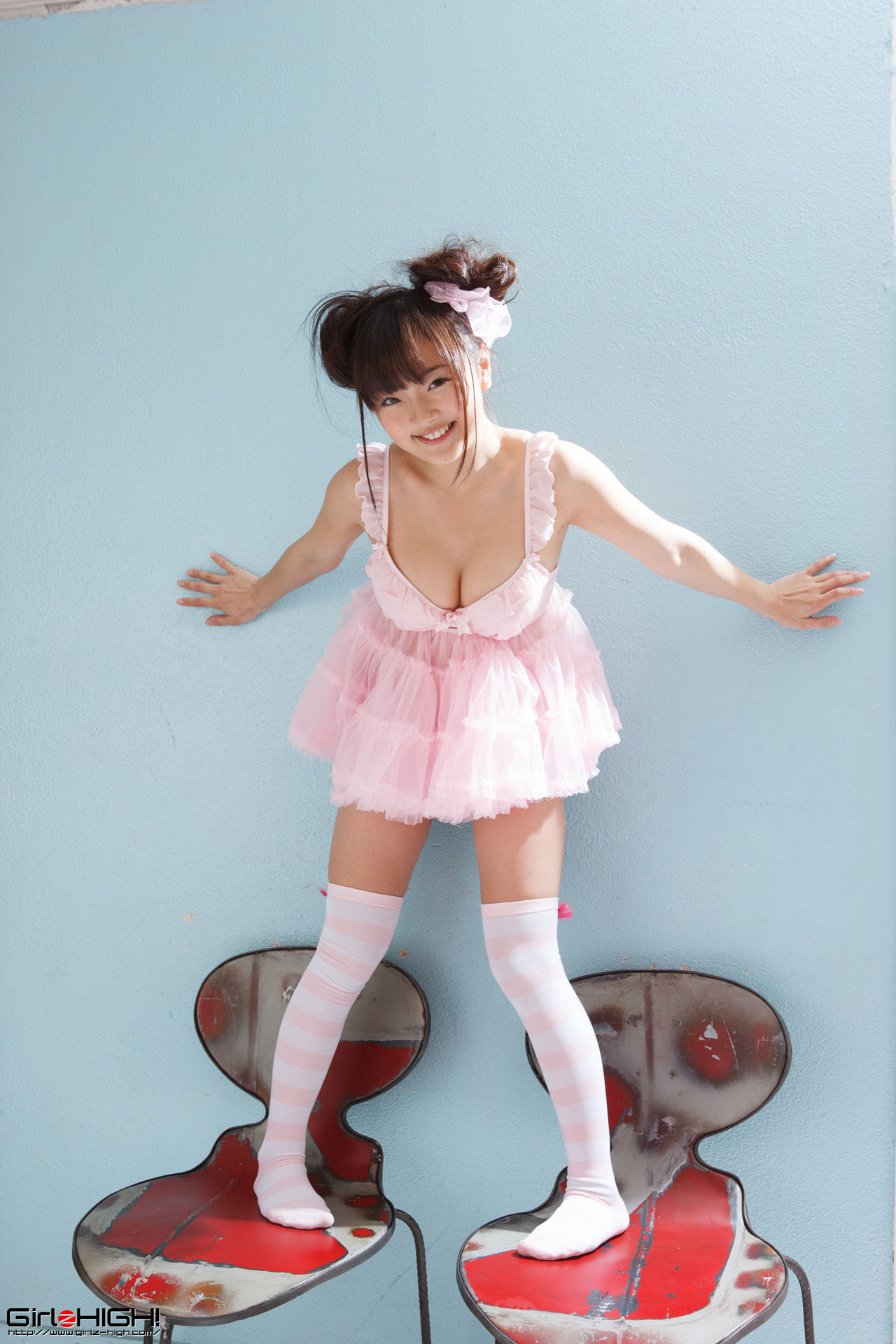 [Girlz-High] 爱泽新菜 居家舒适休闲穿搭分享 高清手机美女壁纸