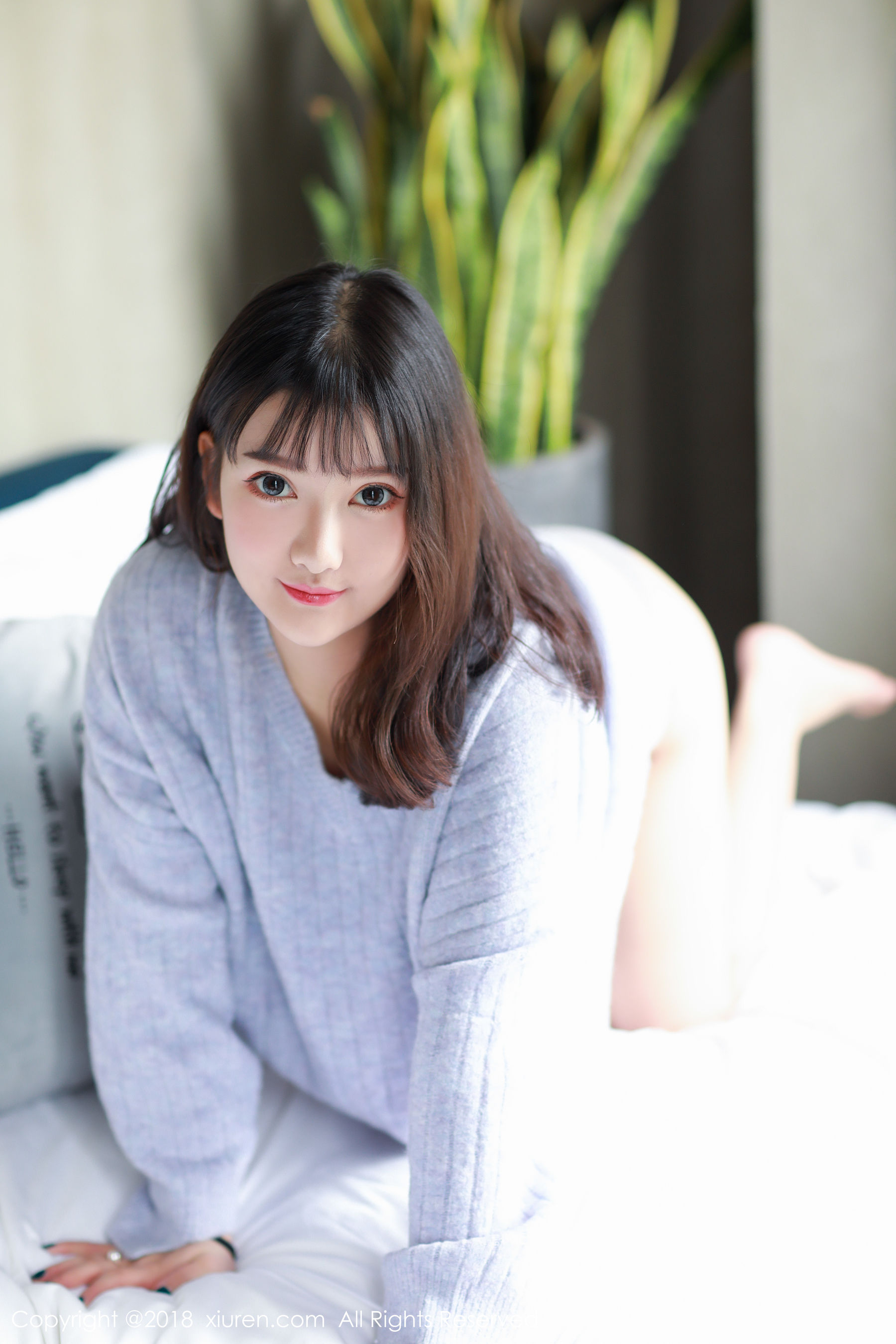 [秀人网] 小尤奈 真正的童颜傲人 高清手机美女壁纸