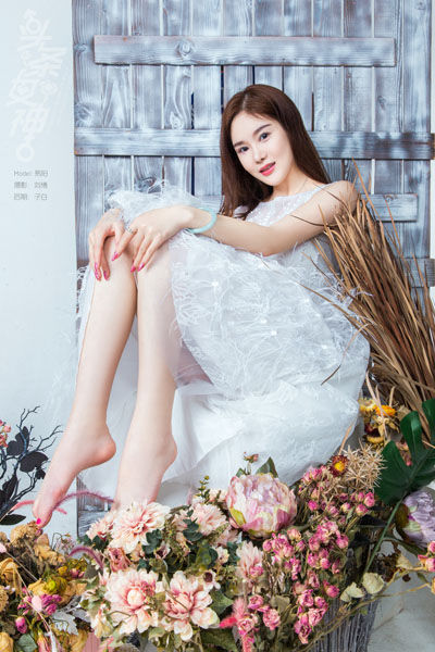 [优星馆] 易阳 我的花漾年华 高清手机美女壁纸