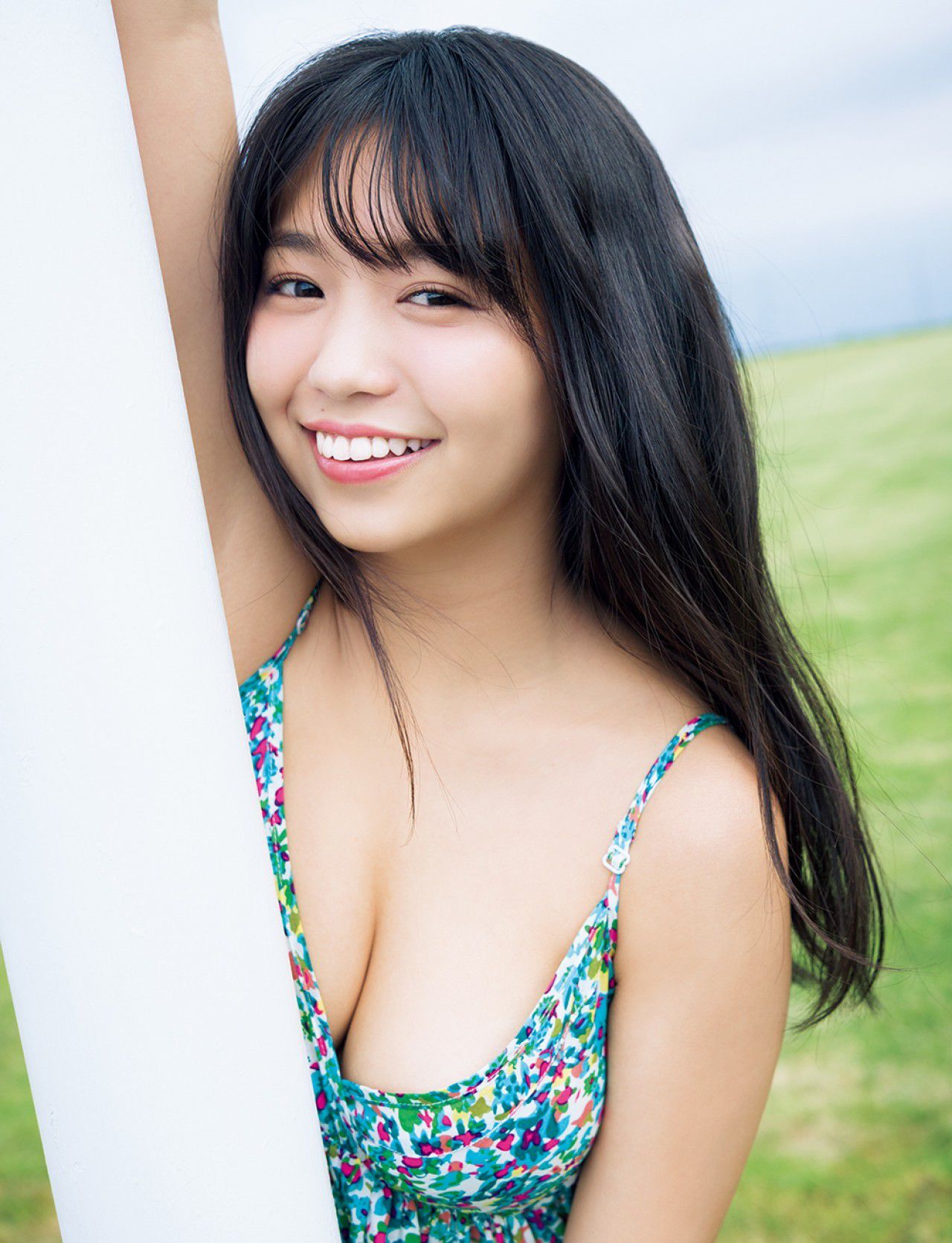 [FLASH杂志写真] 大原优乃 混浴デートへGO いま最もグラビアの神に愛される18歳 高清手机美女壁纸