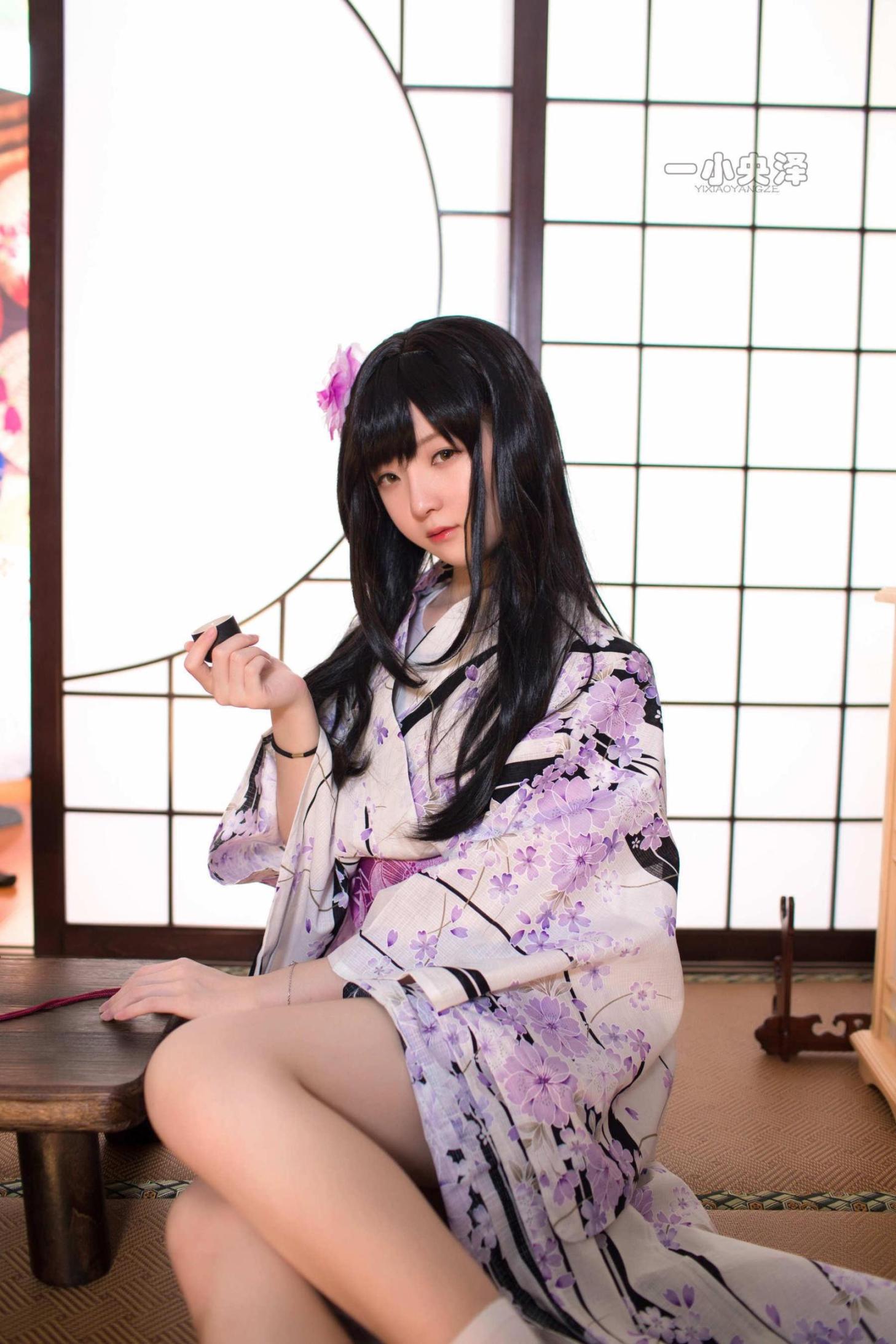 [网络美女] 一小央泽 和服短袜高清手机美女壁纸1P