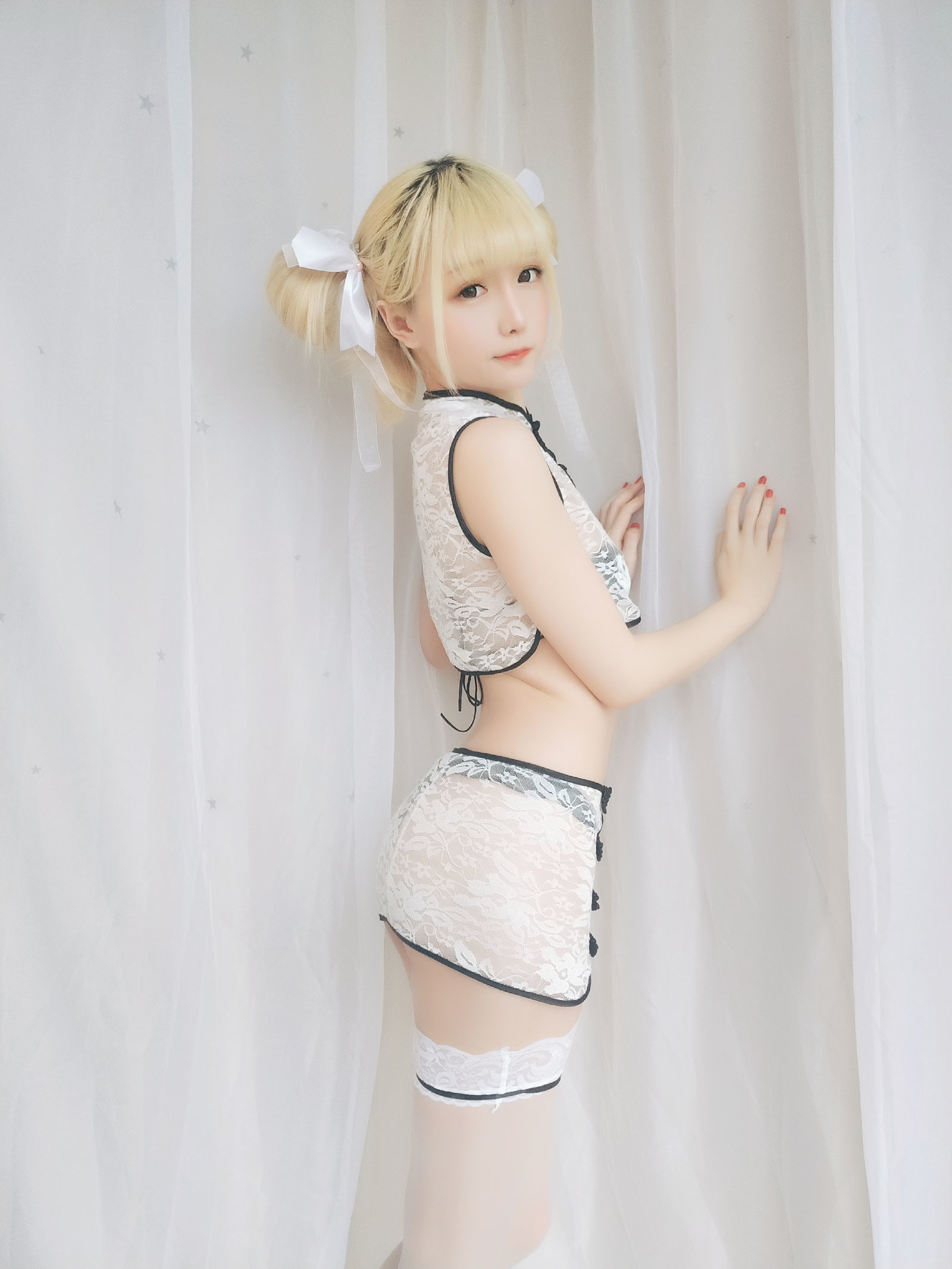 [网络美女] 星之迟迟 熊猫旗袍 高清手机美女壁纸