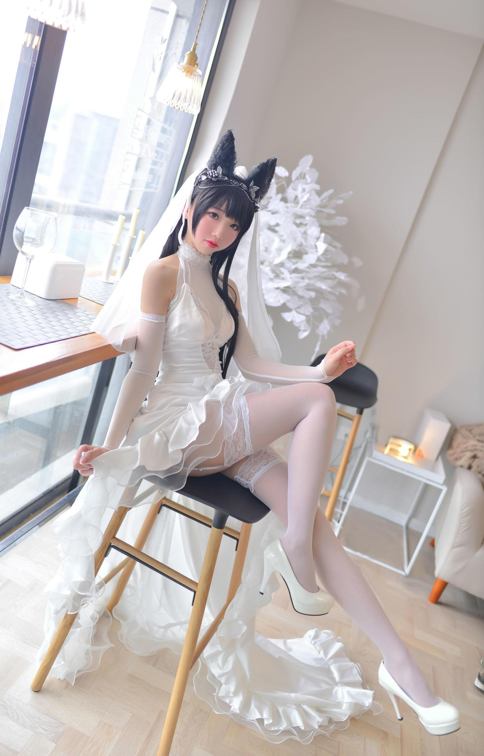 [网络美女] 雪琪 爱宕婚纱 高清手机美女壁纸