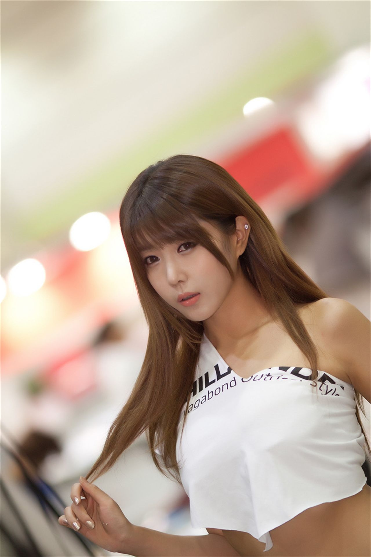 [网络美女] 许允美 居家舒适休闲穿搭分享高清手机美女壁纸10P