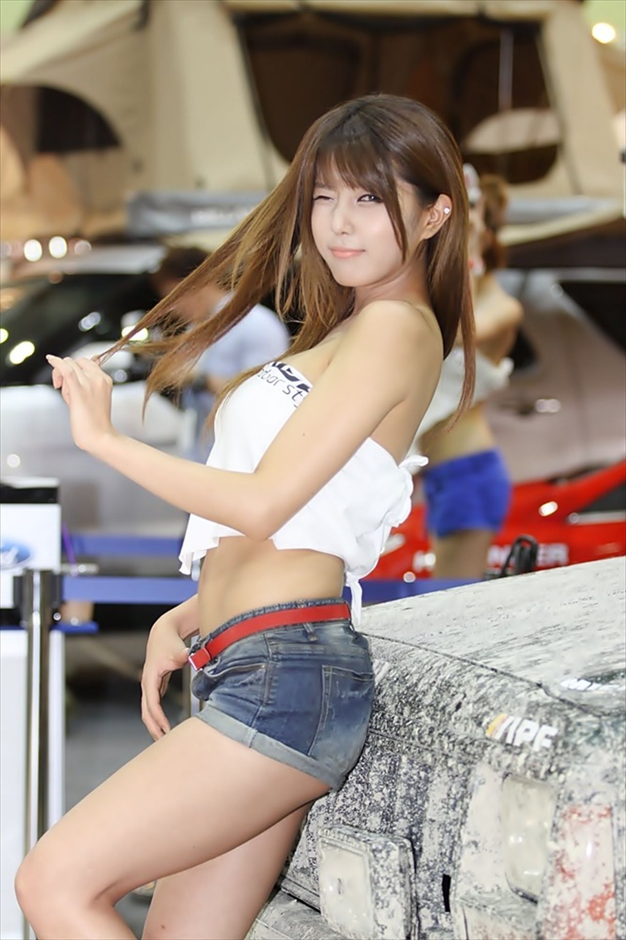 [网络美女] 许允美 居家舒适休闲穿搭分享高清手机美女壁纸14P