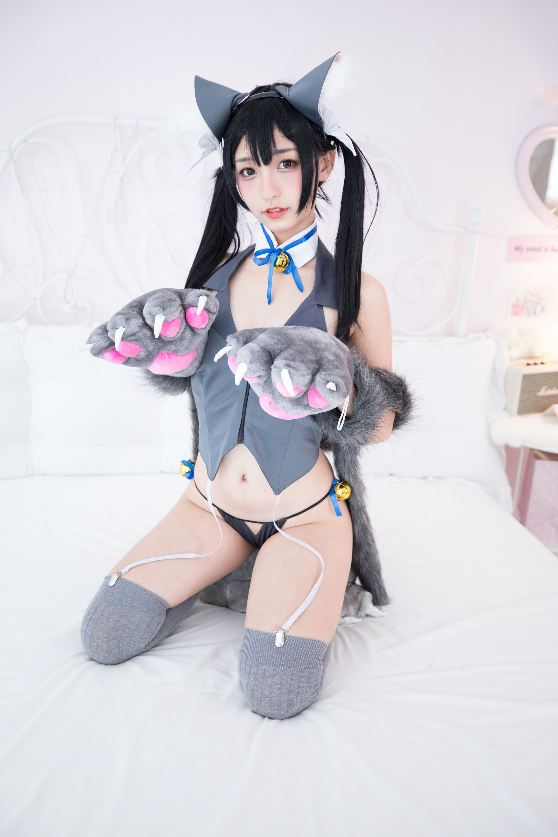 [网络美女] 神楽坂真冬 魔法を使えないの日常 高清手机美女壁纸