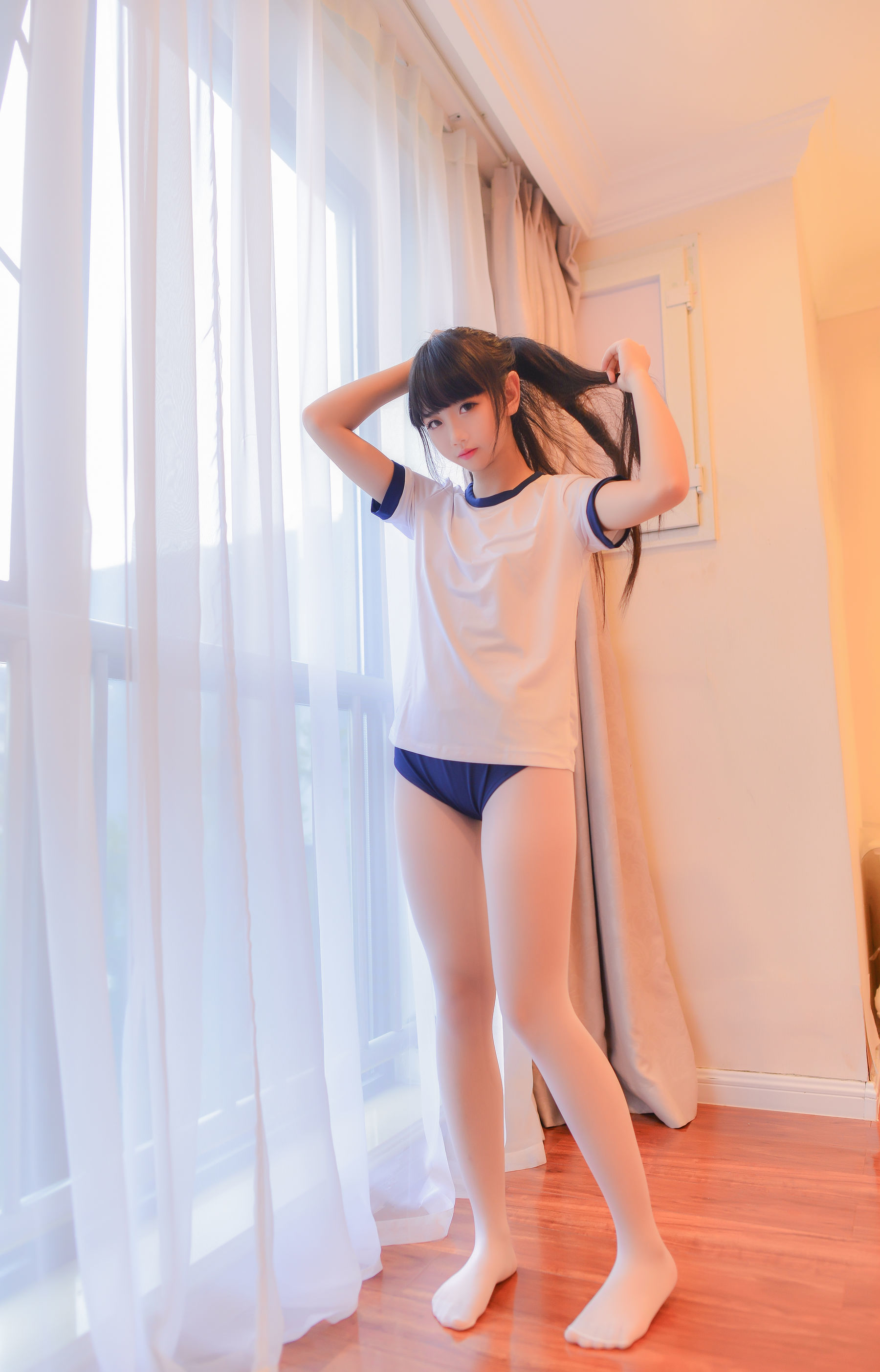 [网络美女] 雪琪 体操服 高清手机美女壁纸