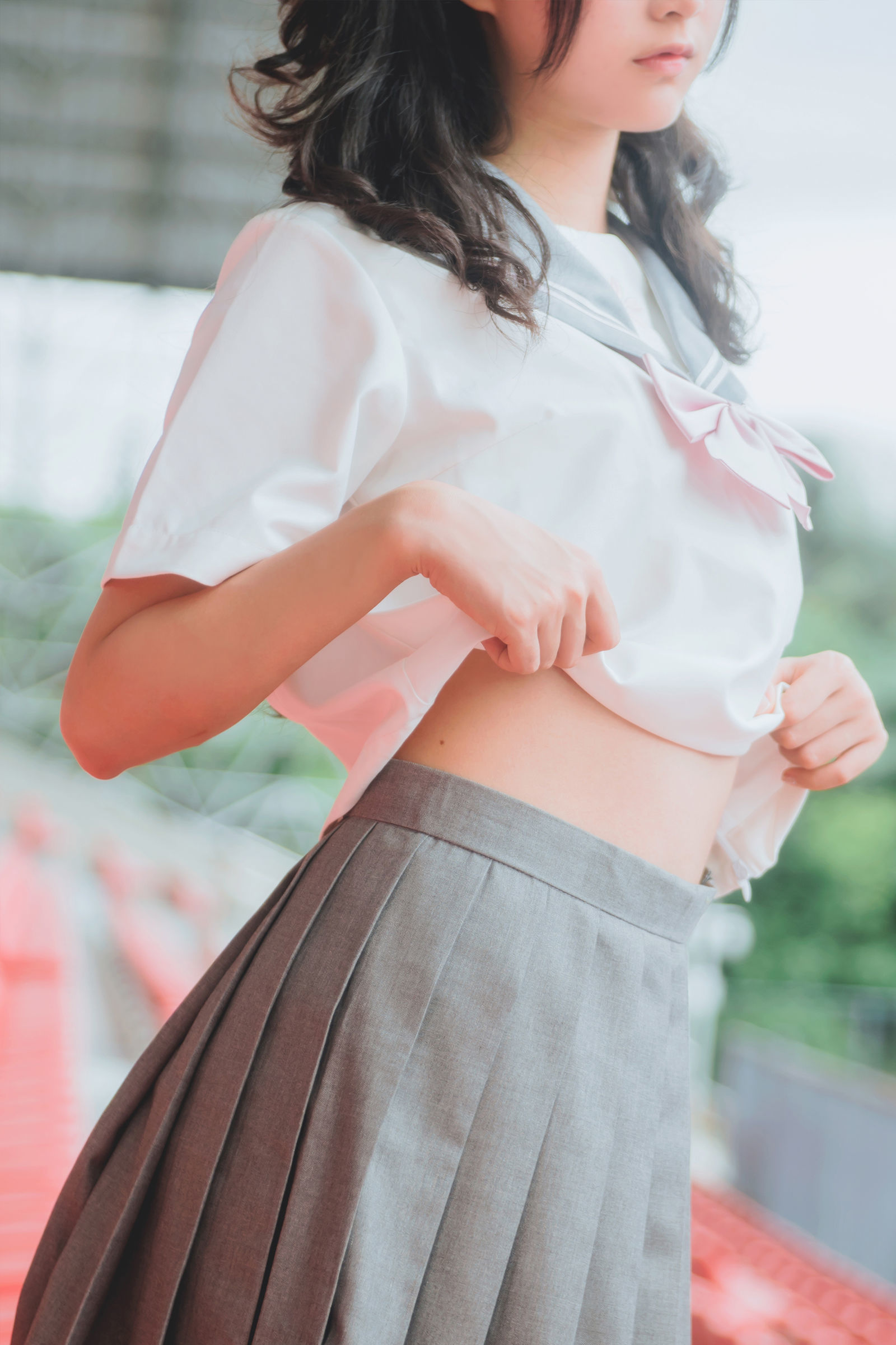 [网络美女] 木绵绵 灰色JK制服高清手机美女壁纸22P