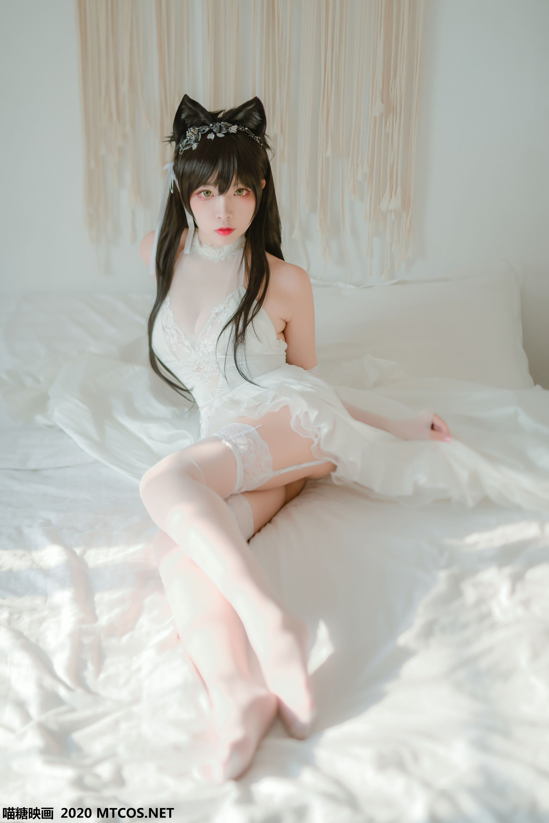 [网络美女] 网络美女 婚纱爱宕高清手机美女壁纸4P