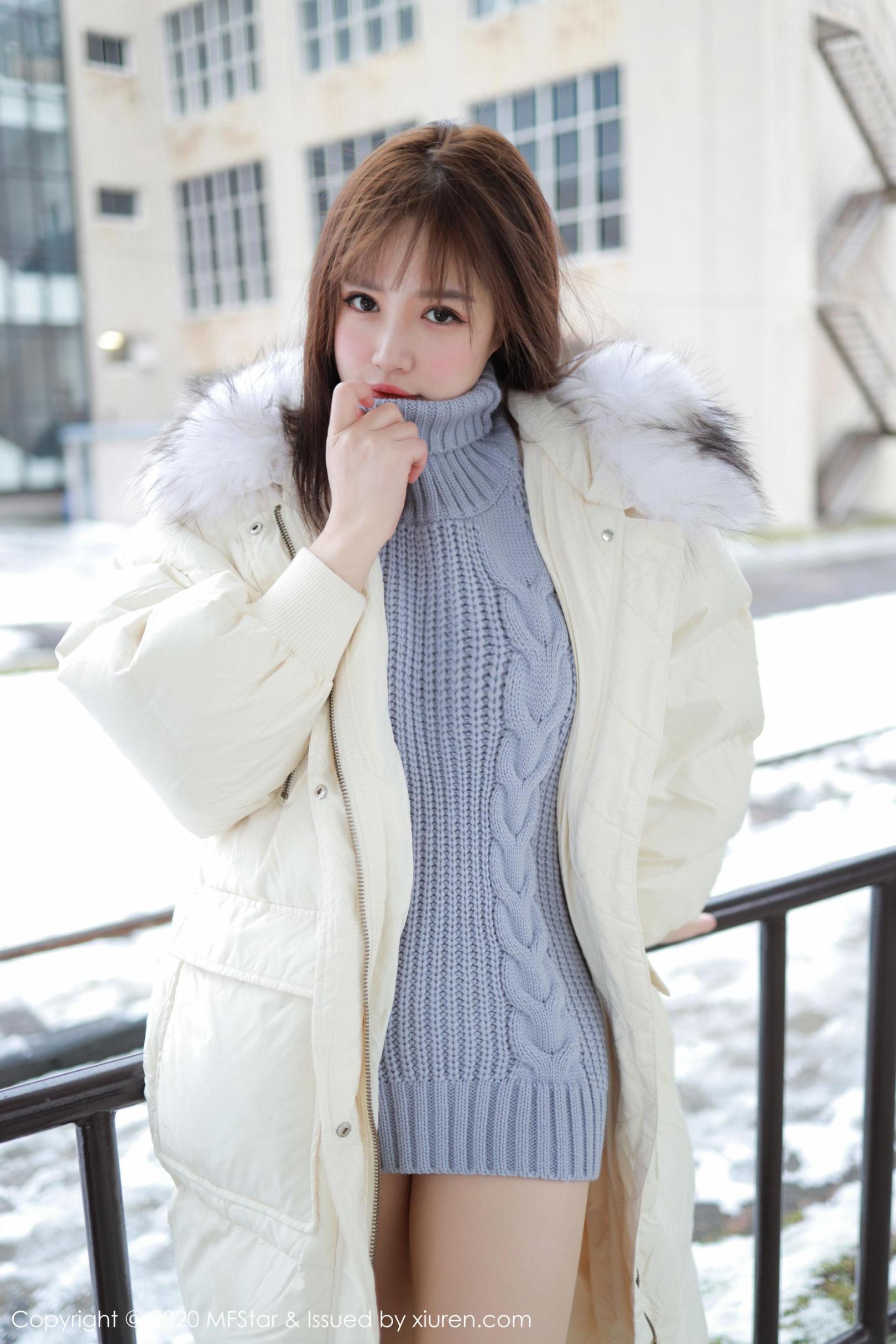 [模范学院] 蛋糕Cake 性感开背毛衣系列高清手机美女壁纸18P