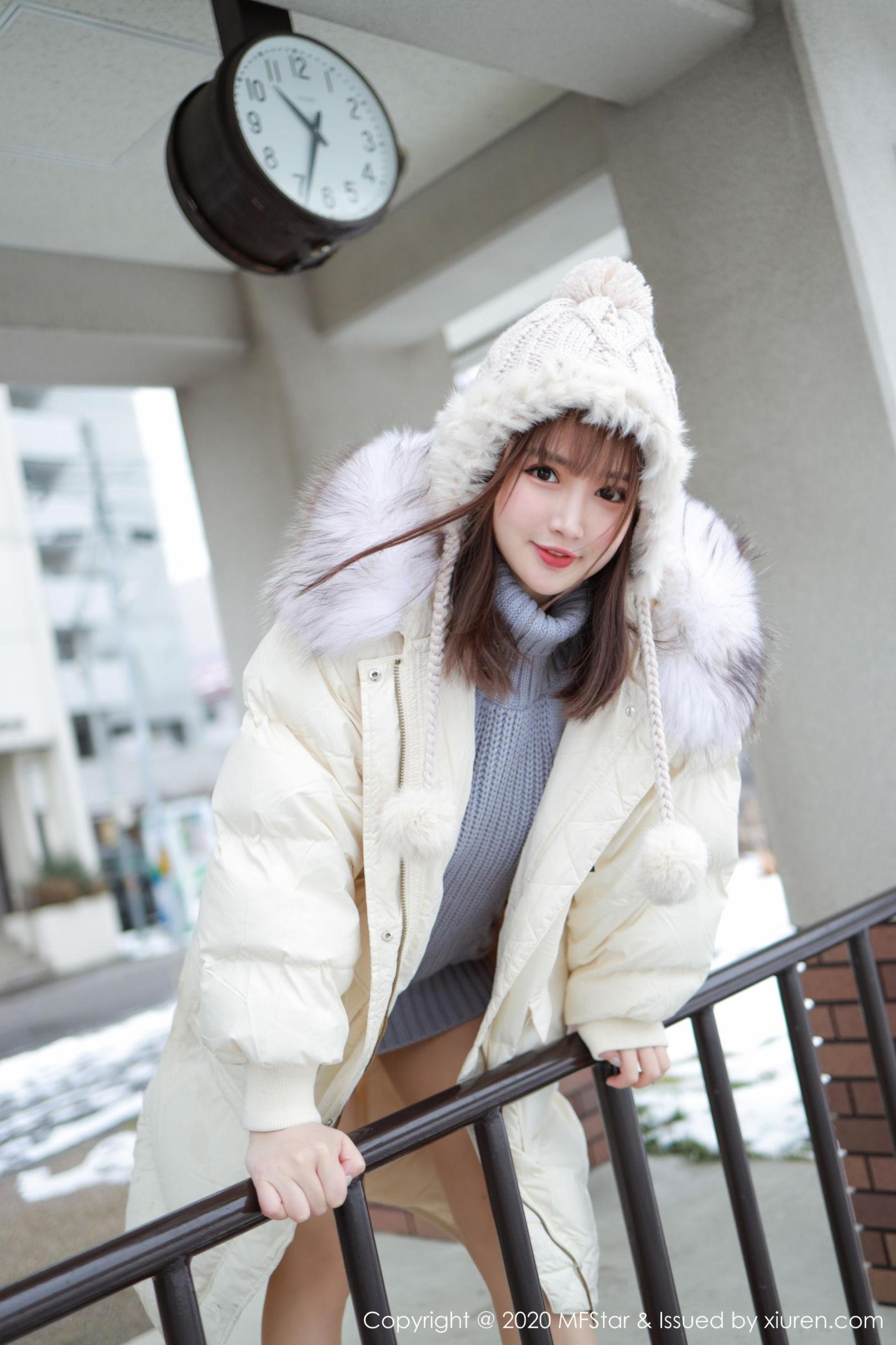 [模范学院] 蛋糕Cake 性感开背毛衣系列高清手机美女壁纸14P