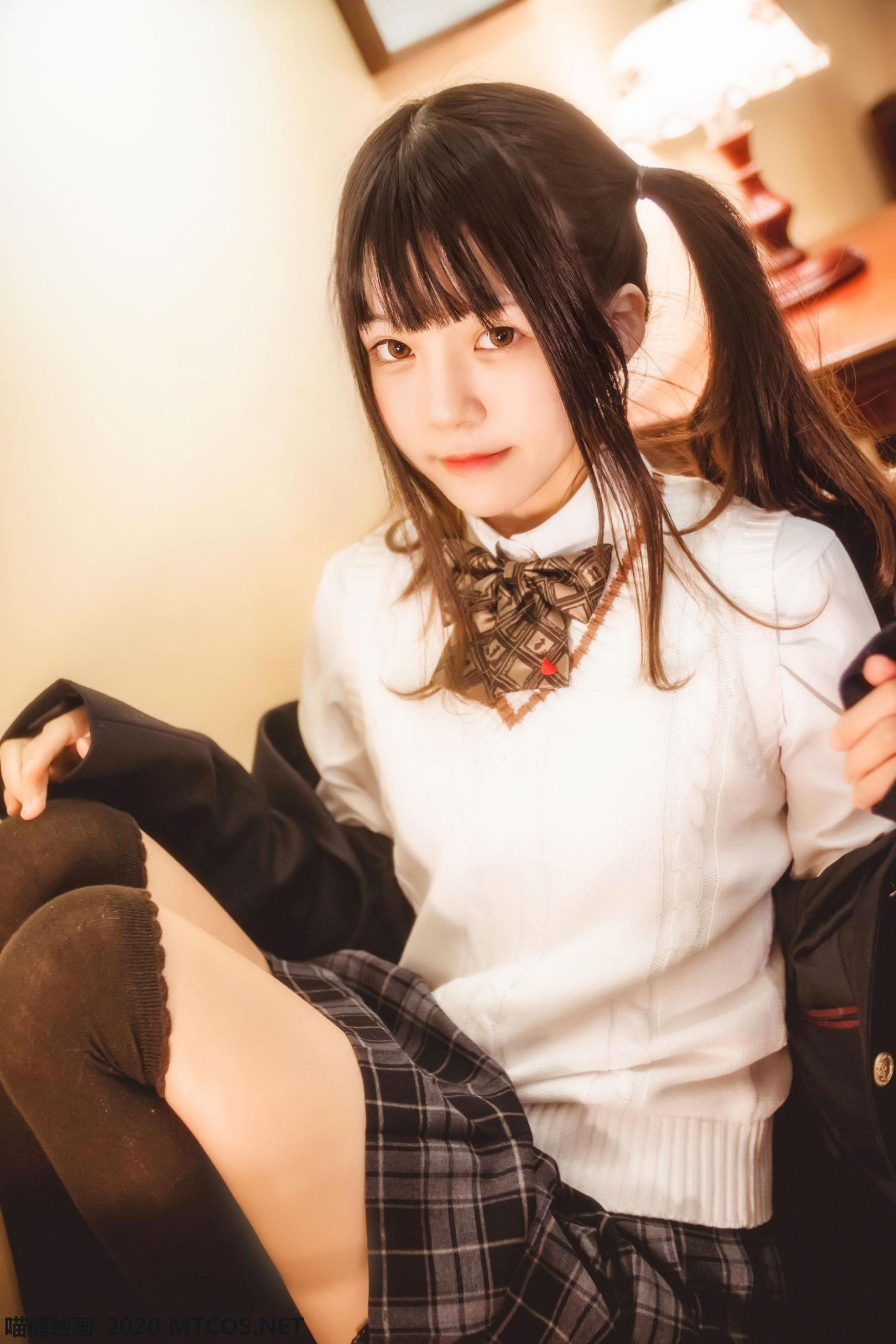 [网络美女] 网络美女 学妹JK制服高清手机美女壁纸7P