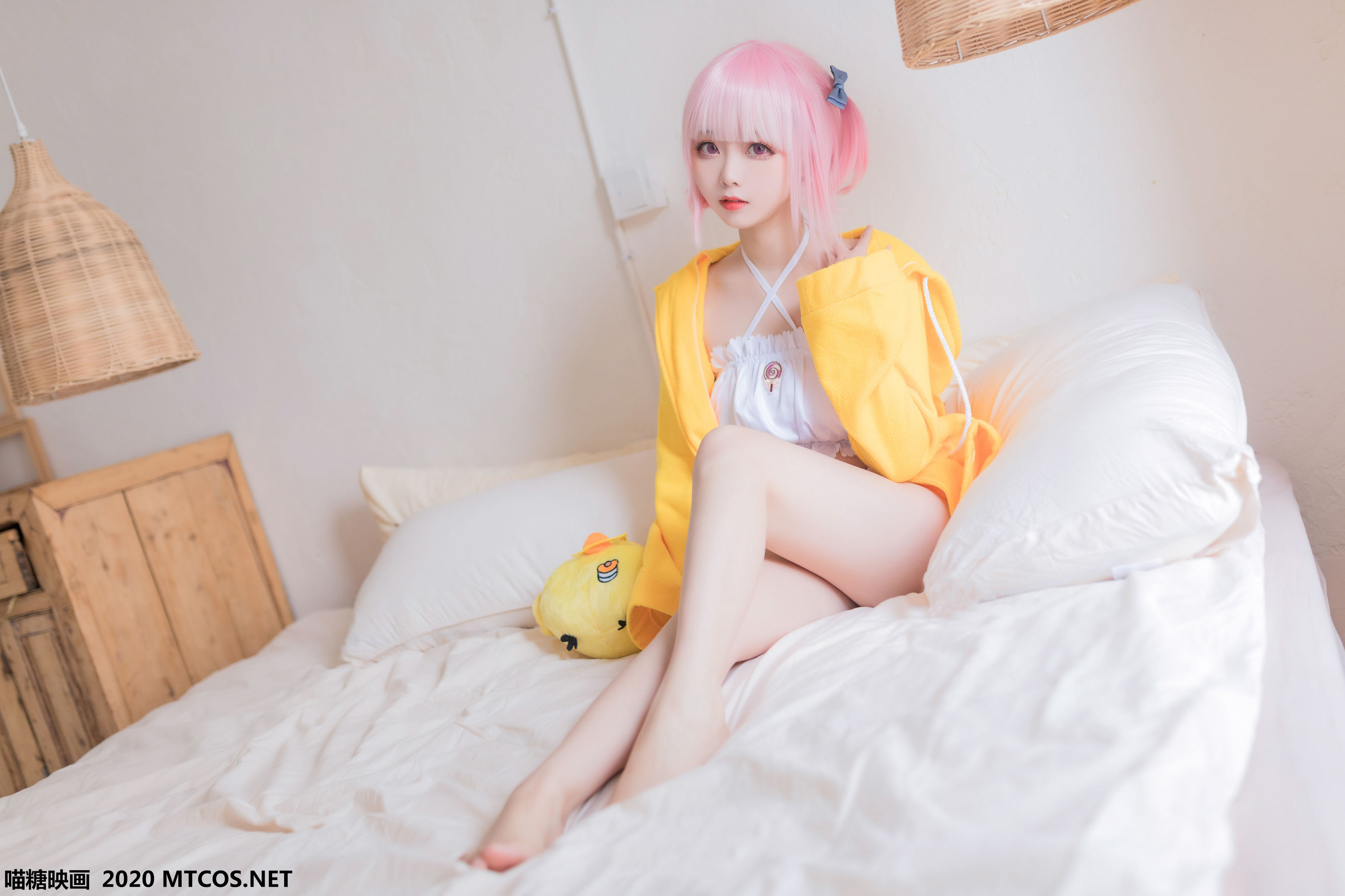 [喵糖映画] 嶋葵 贪睡的嶋葵高清手机美女壁纸5P