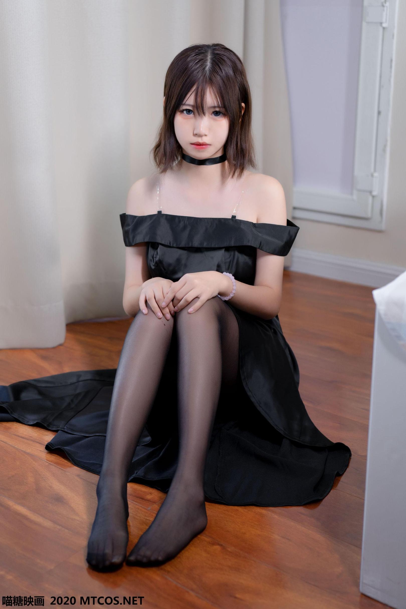 [网络美女] 网络美女 黑色礼服 高清写真套图