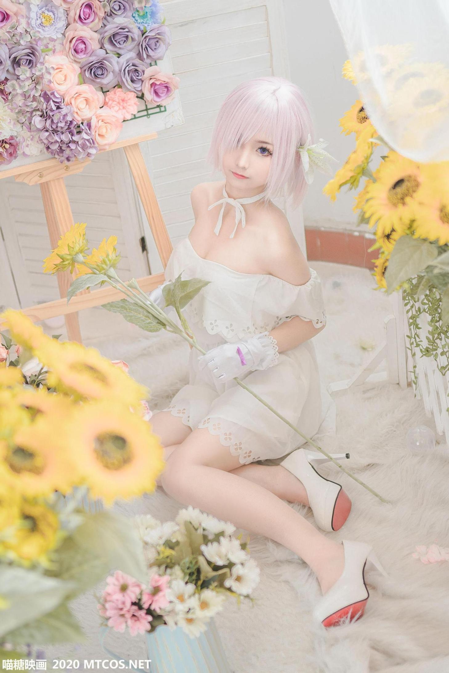 [网络美女] 网络美女 白色玛修高清手机美女壁纸11P