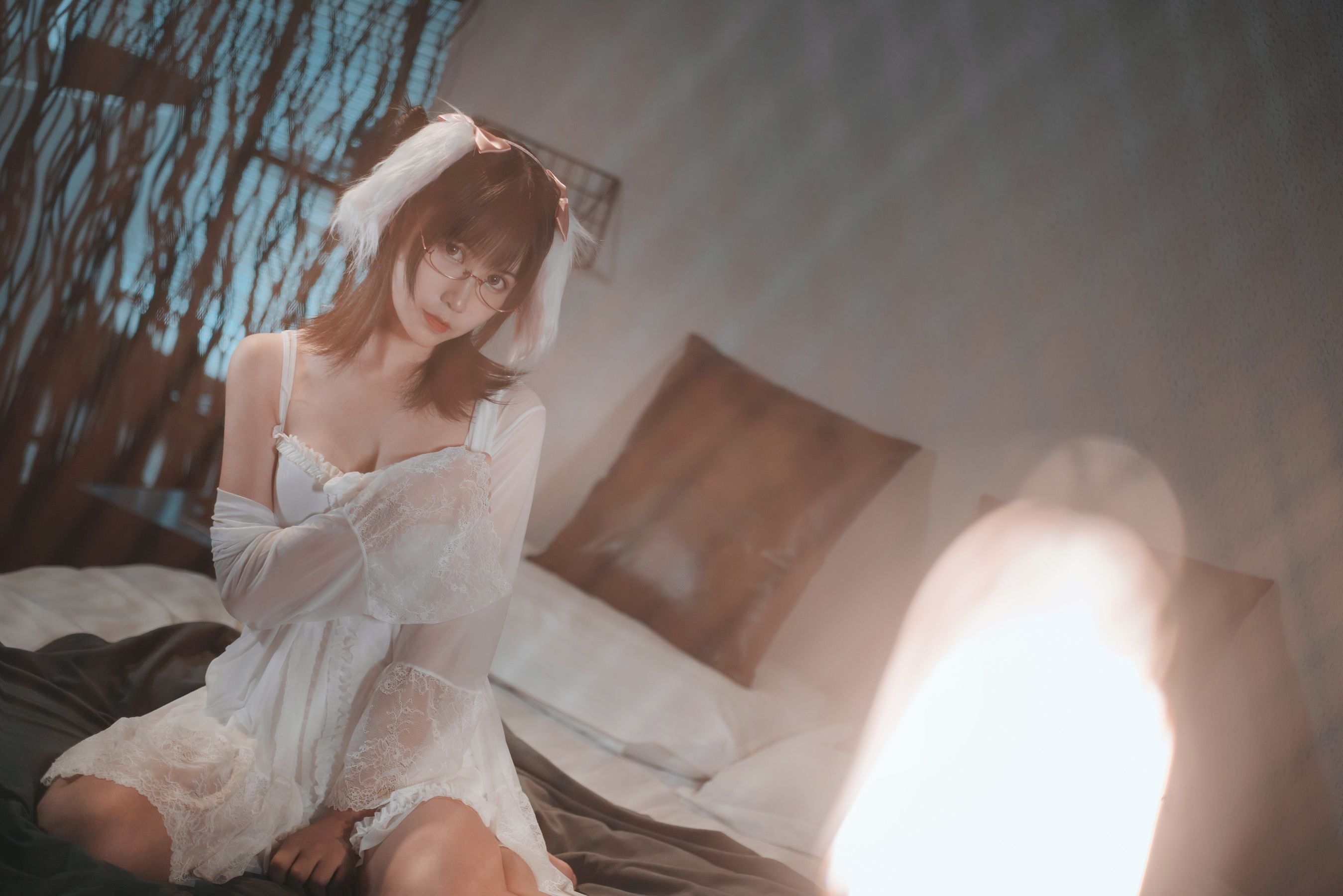 [网络美女] 逐月su 睡衣兔子高清手机美女壁纸24P