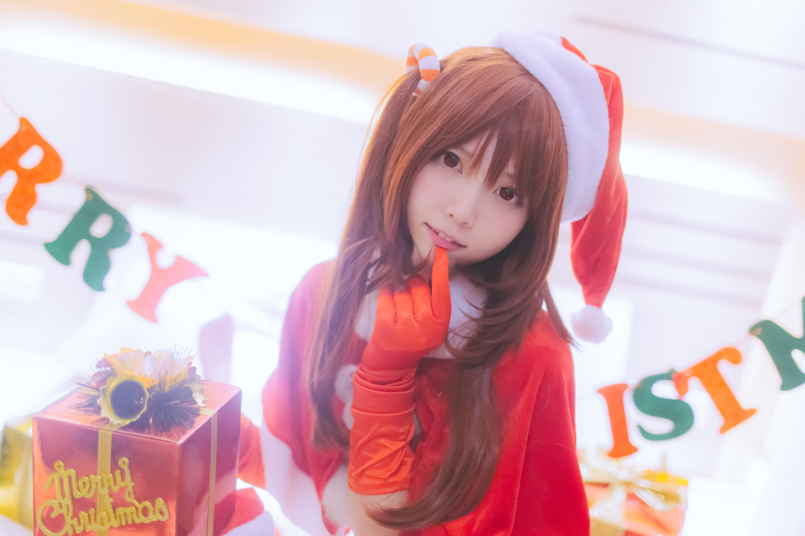 [网络美女] 闪月半 Merry Christmas高清手机美女壁纸4P