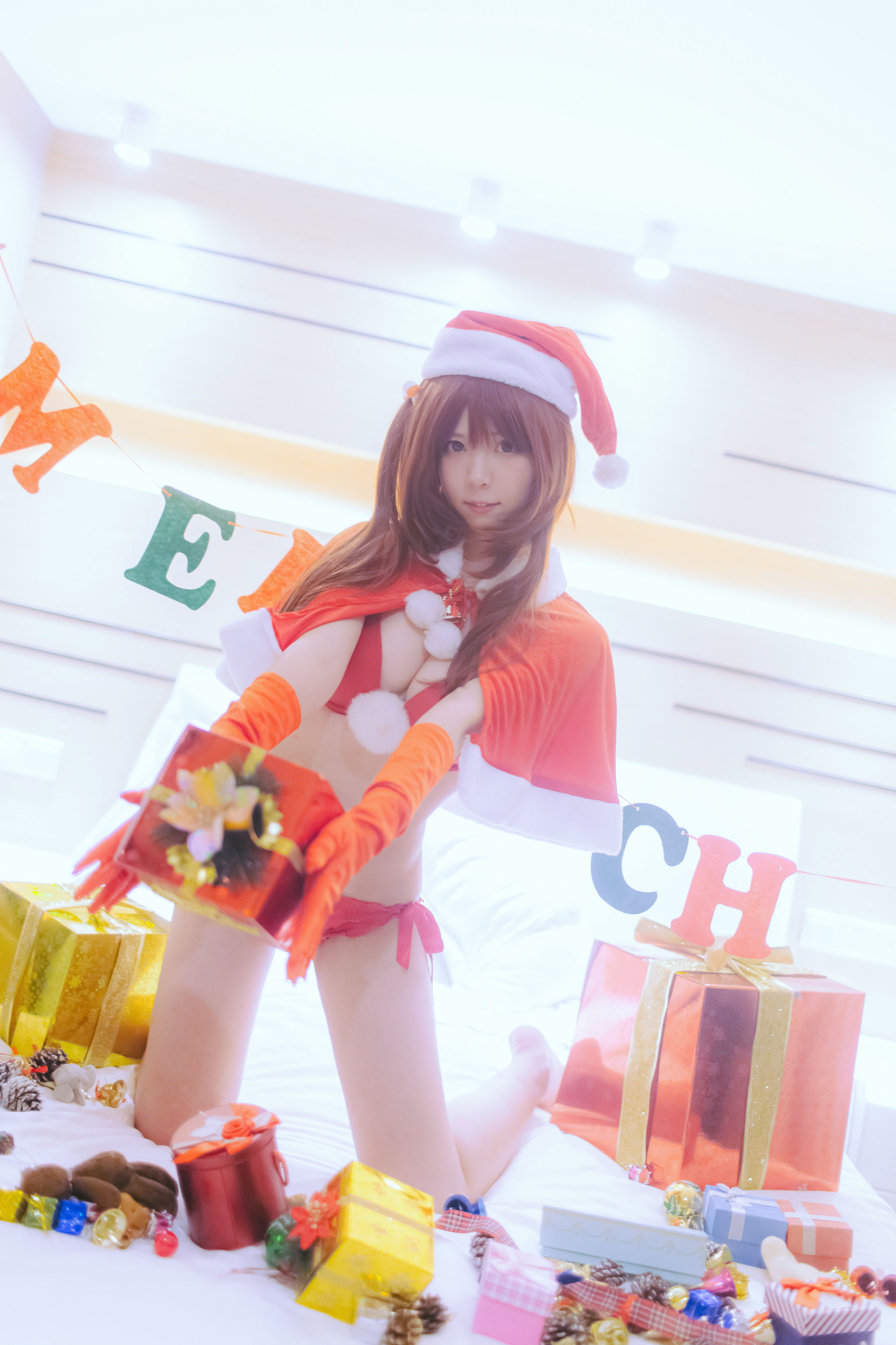 [网络美女] 闪月半 Merry Christmas高清手机美女壁纸2P