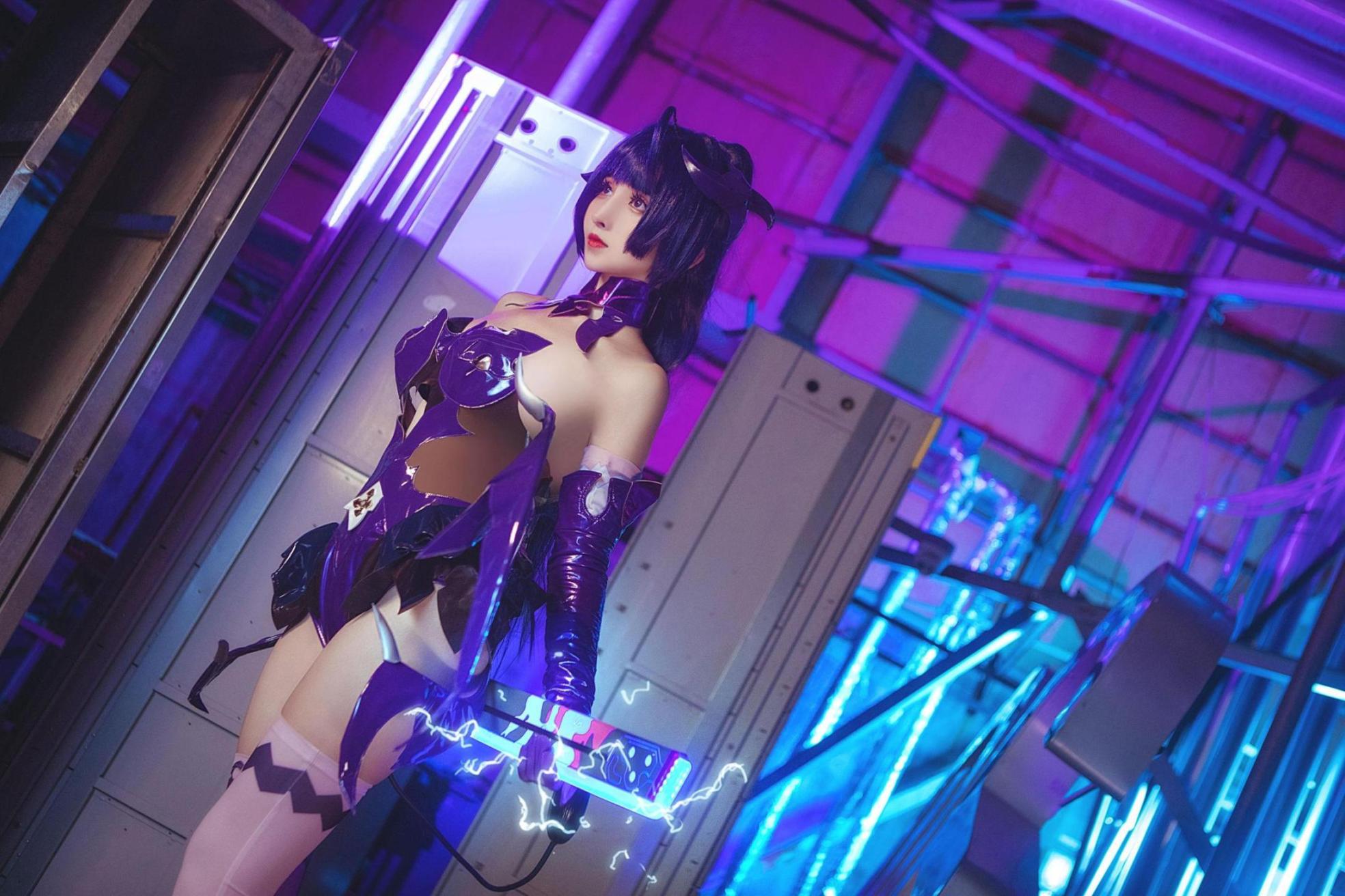 [网络美女] 凉凉子 魅魔芽衣高清手机美女壁纸1P