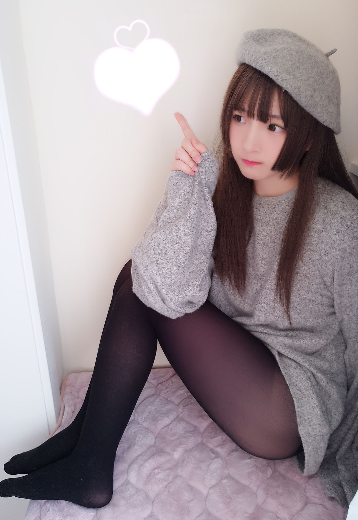 [网络美女] 古川kagura 鲨鱼画家高清手机美女壁纸2P