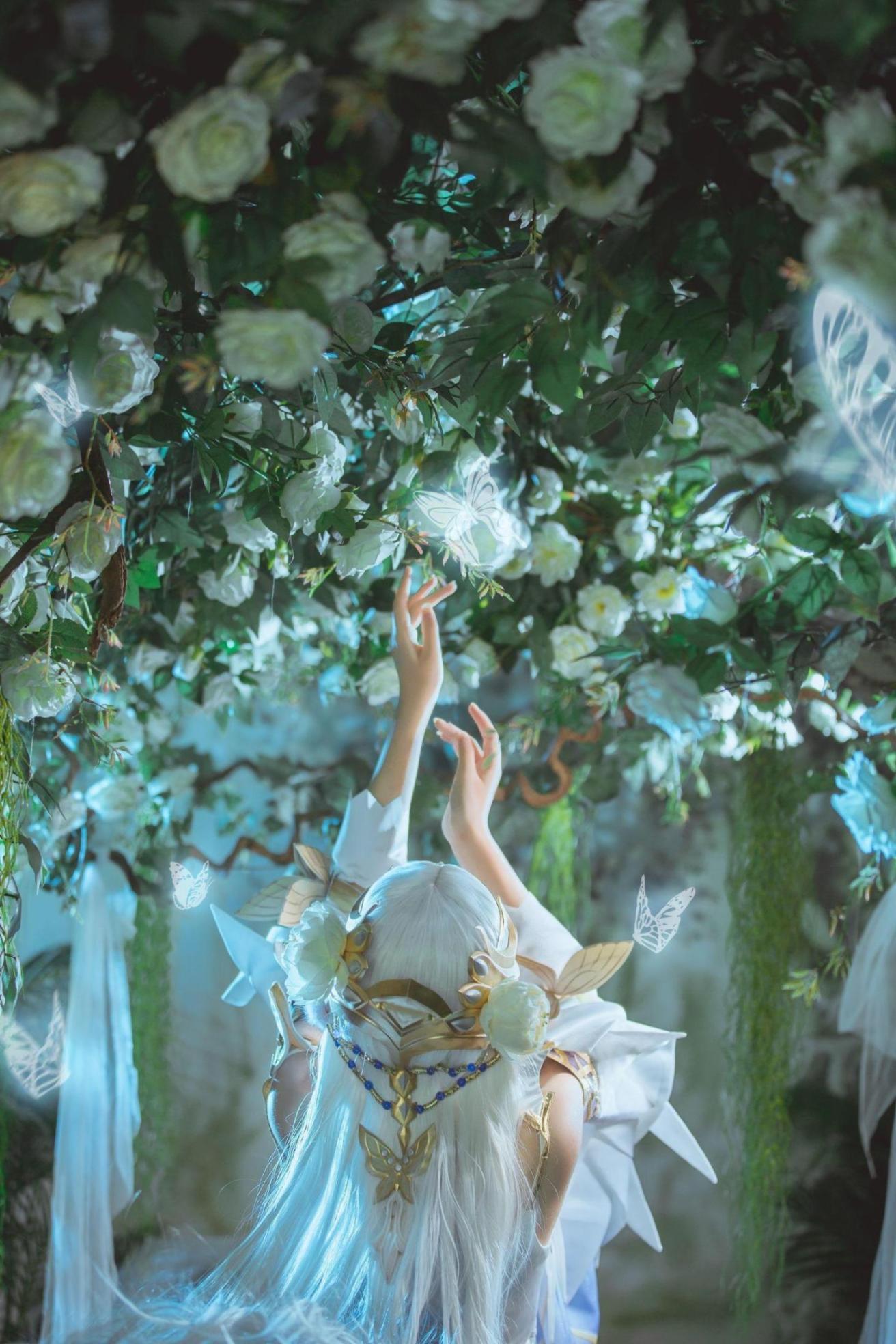 [网络美女] 戚顾儿 王者荣耀 貂蝉金色仲夏夜之梦高清手机美女壁纸15P