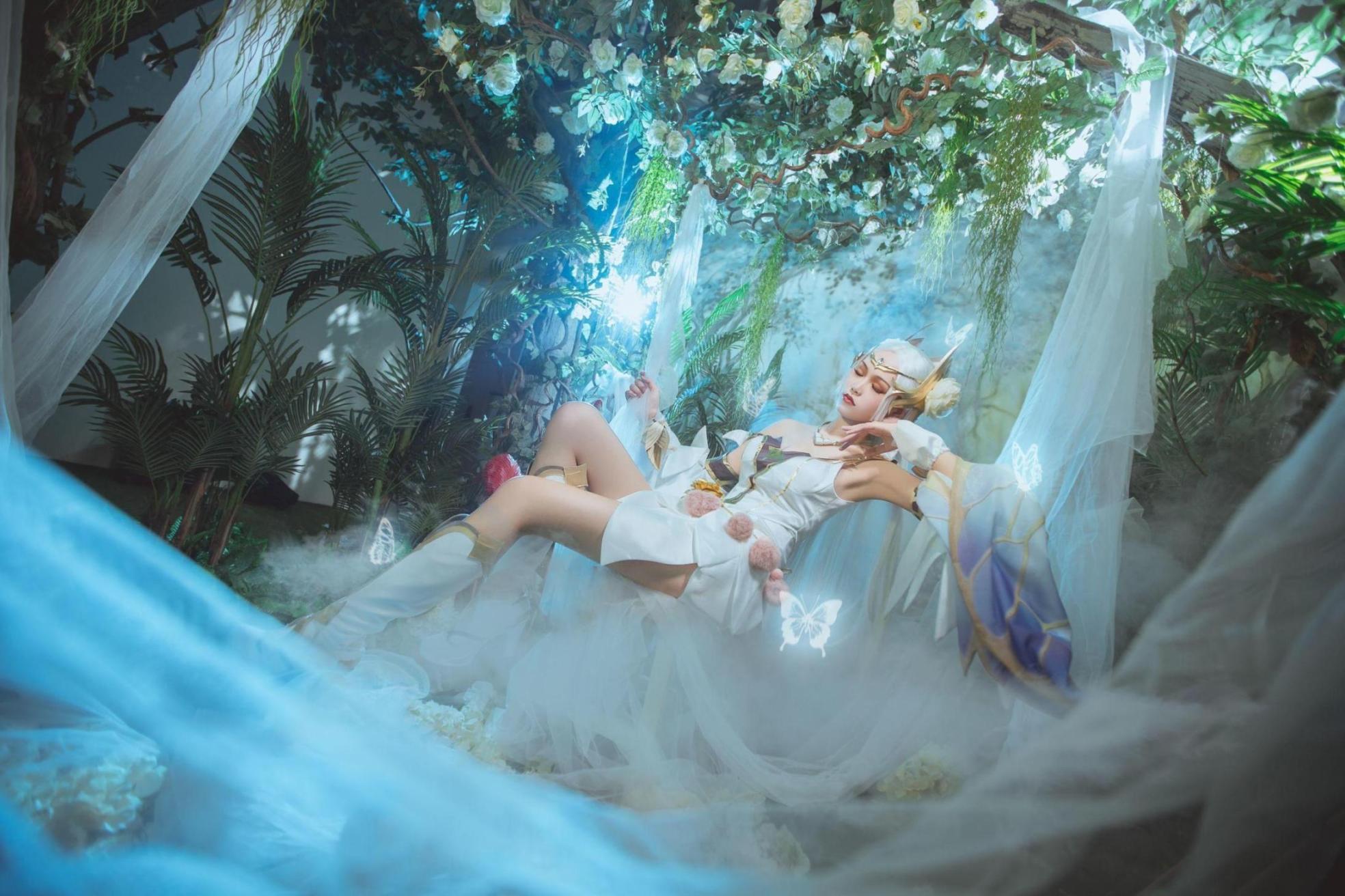 [网络美女] 戚顾儿 王者荣耀 貂蝉金色仲夏夜之梦高清手机美女壁纸8P